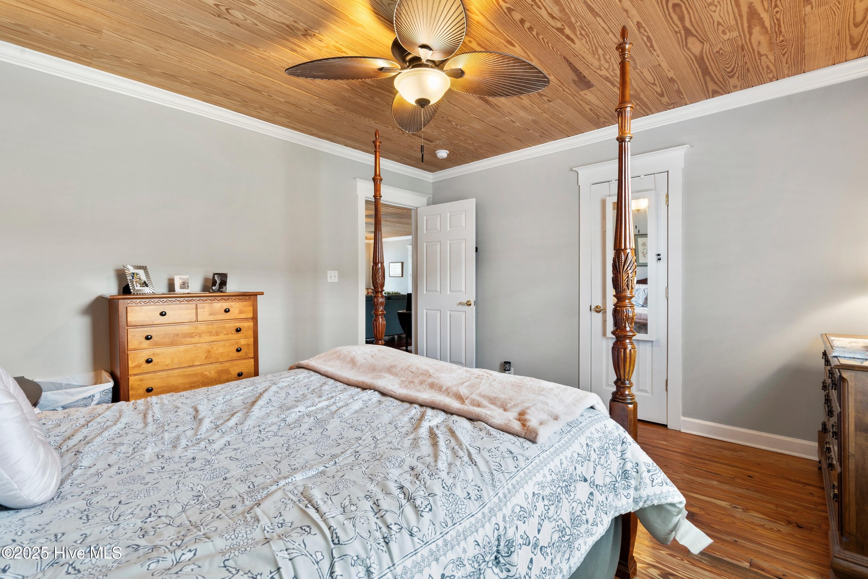 1017 N Lord Street Property Photo 21