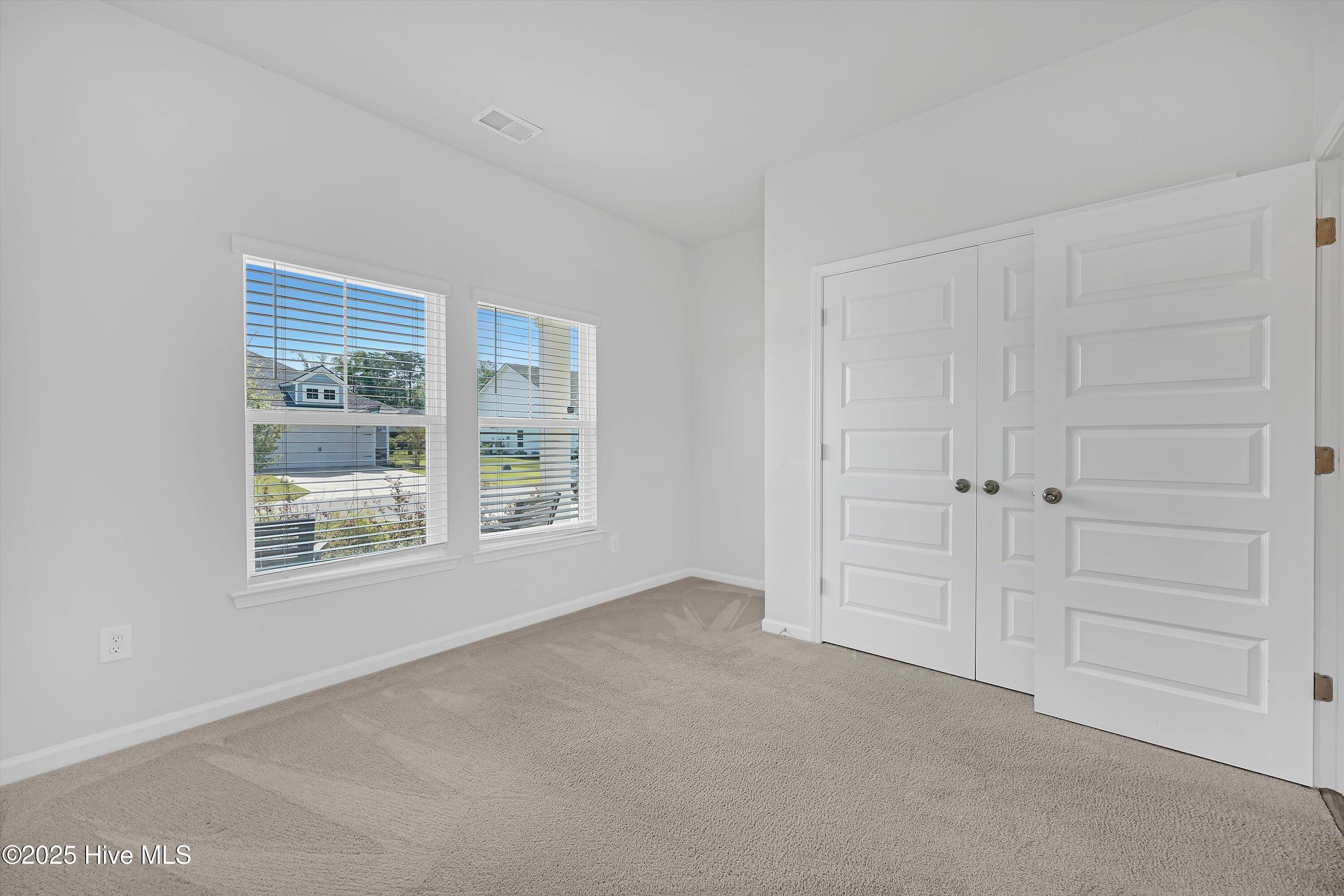6437 Twinspur Court Property Photo 8