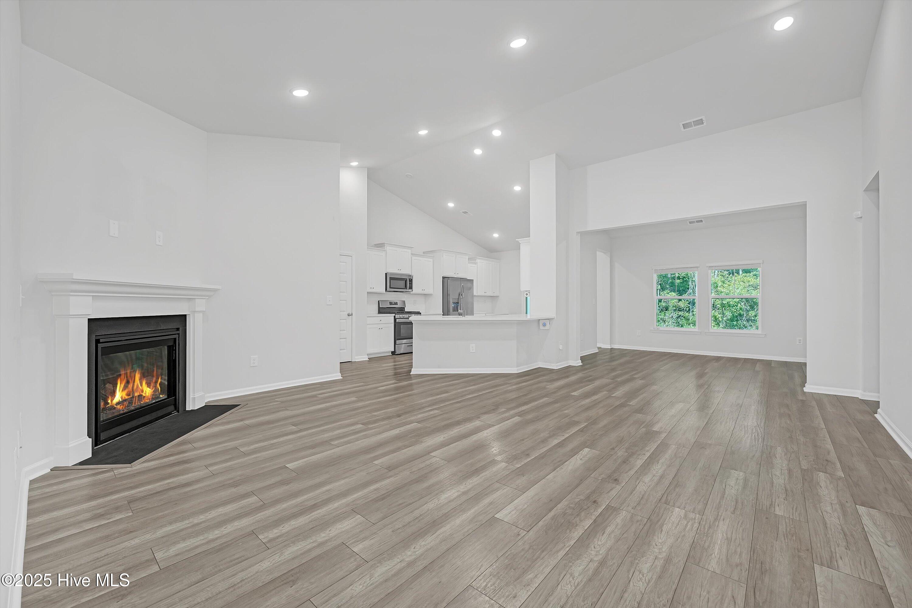6437 Twinspur Court Property Photo 13