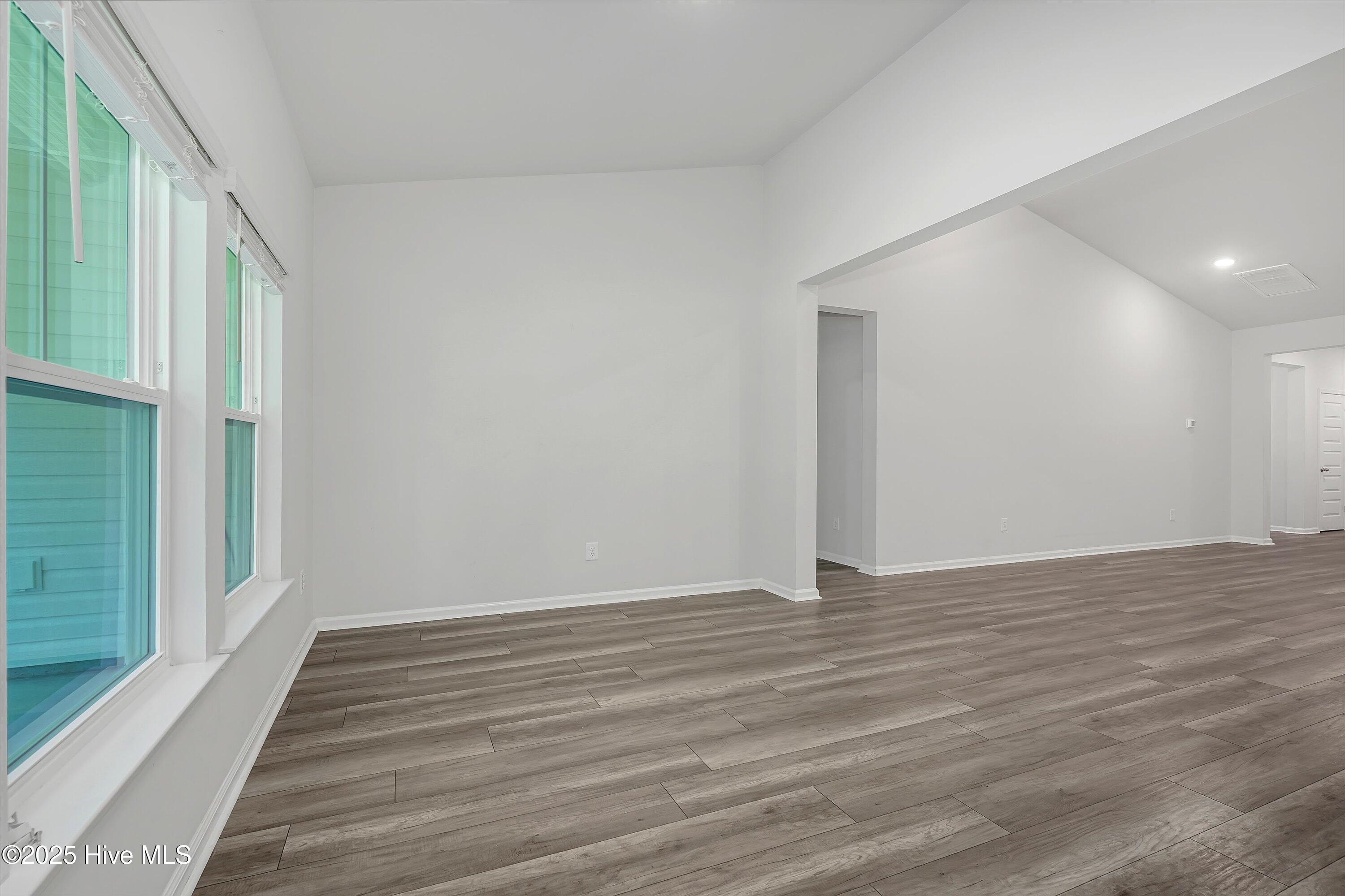6437 Twinspur Court Property Photo 19