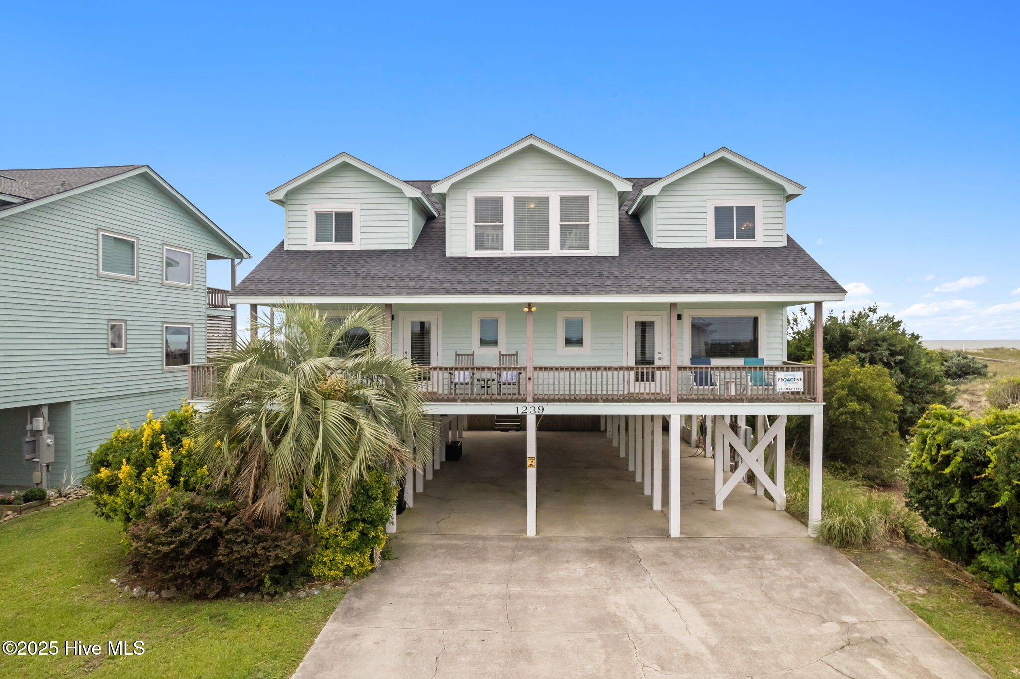 1239 Ocean Boulevard