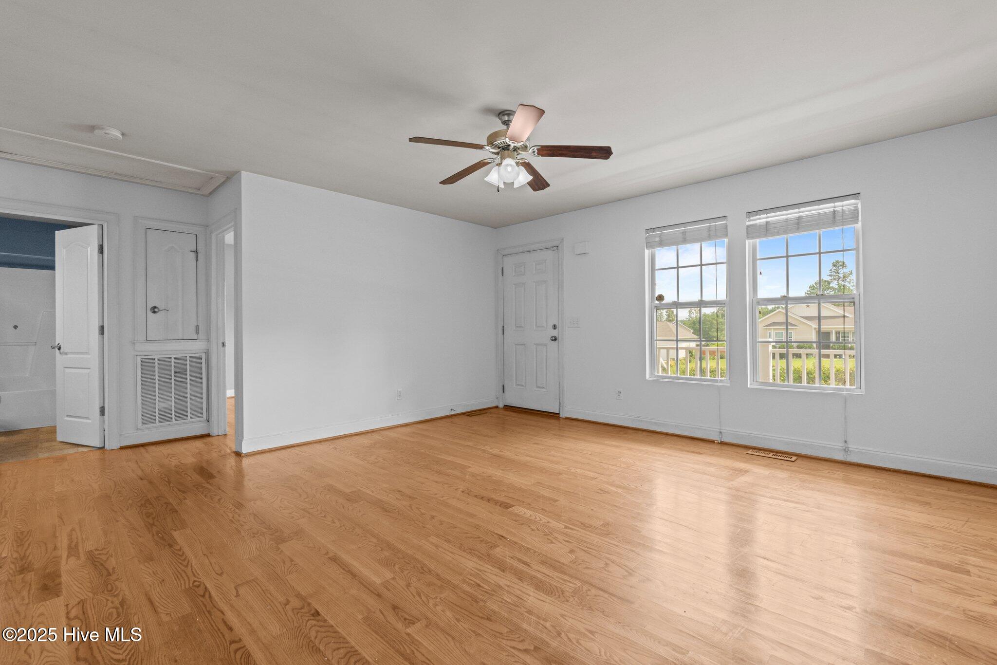 182 Gunner Court Property Photo 4