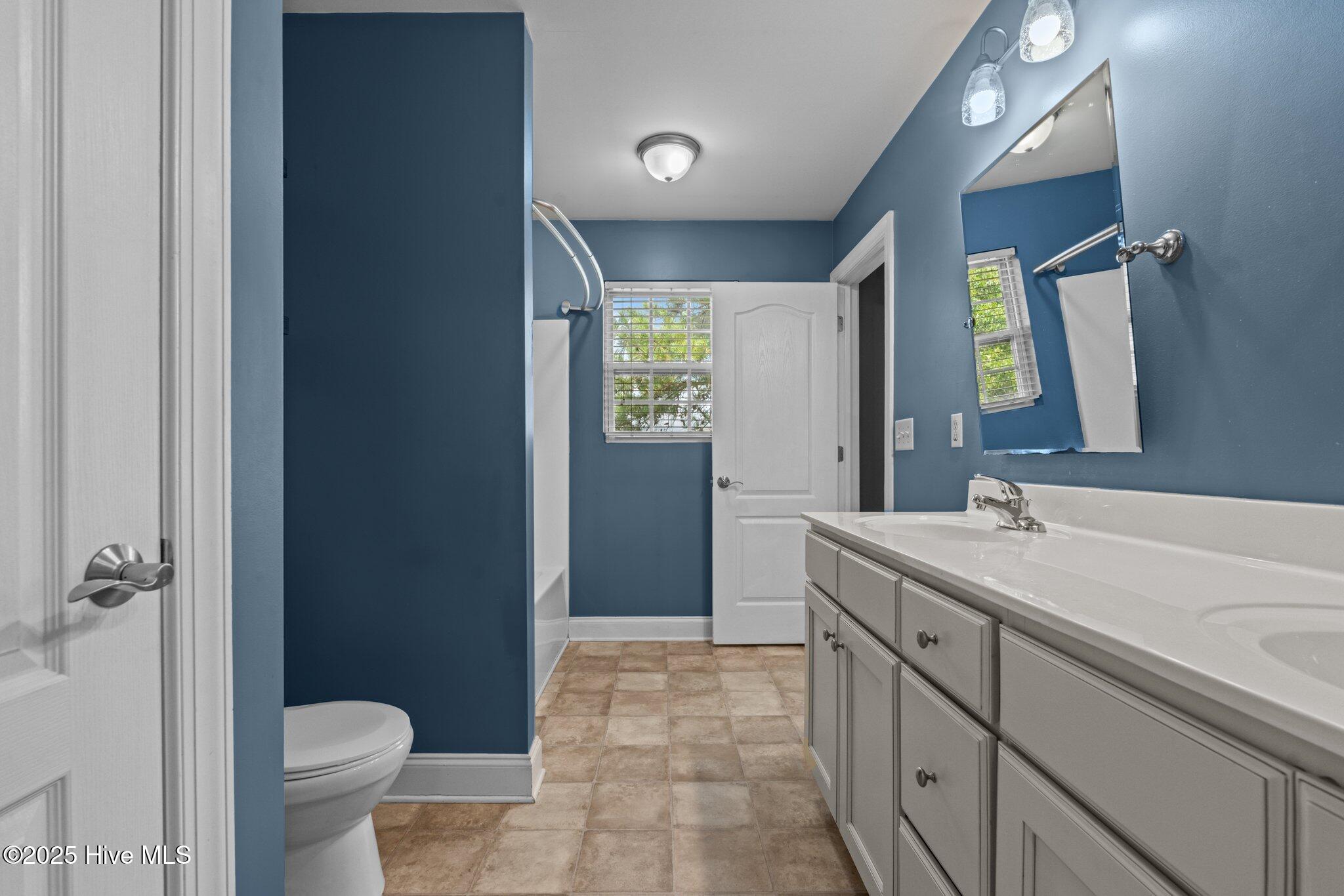 182 Gunner Court Property Photo 14