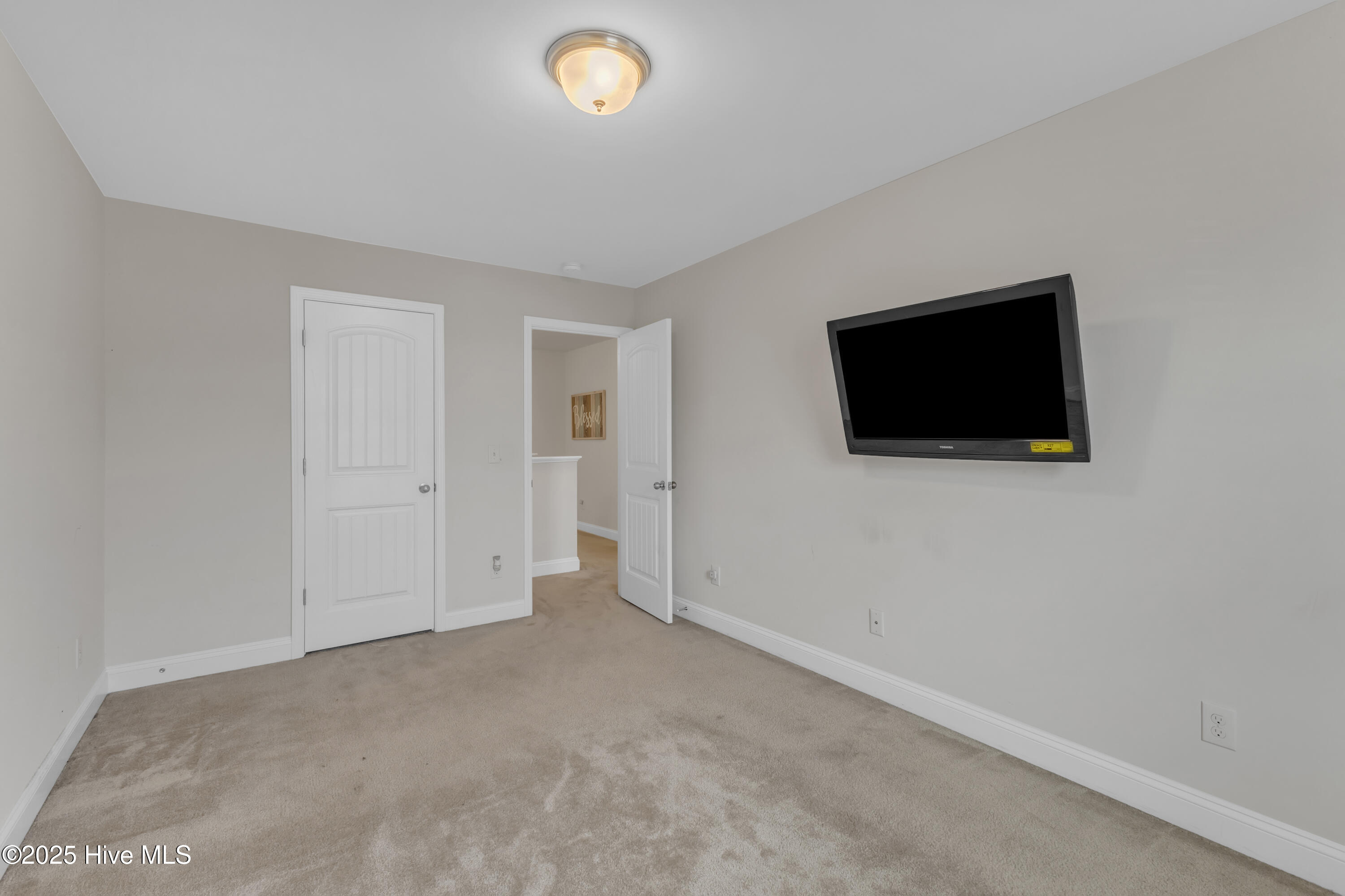 525 Willow Breeze Court Property Photo 41
