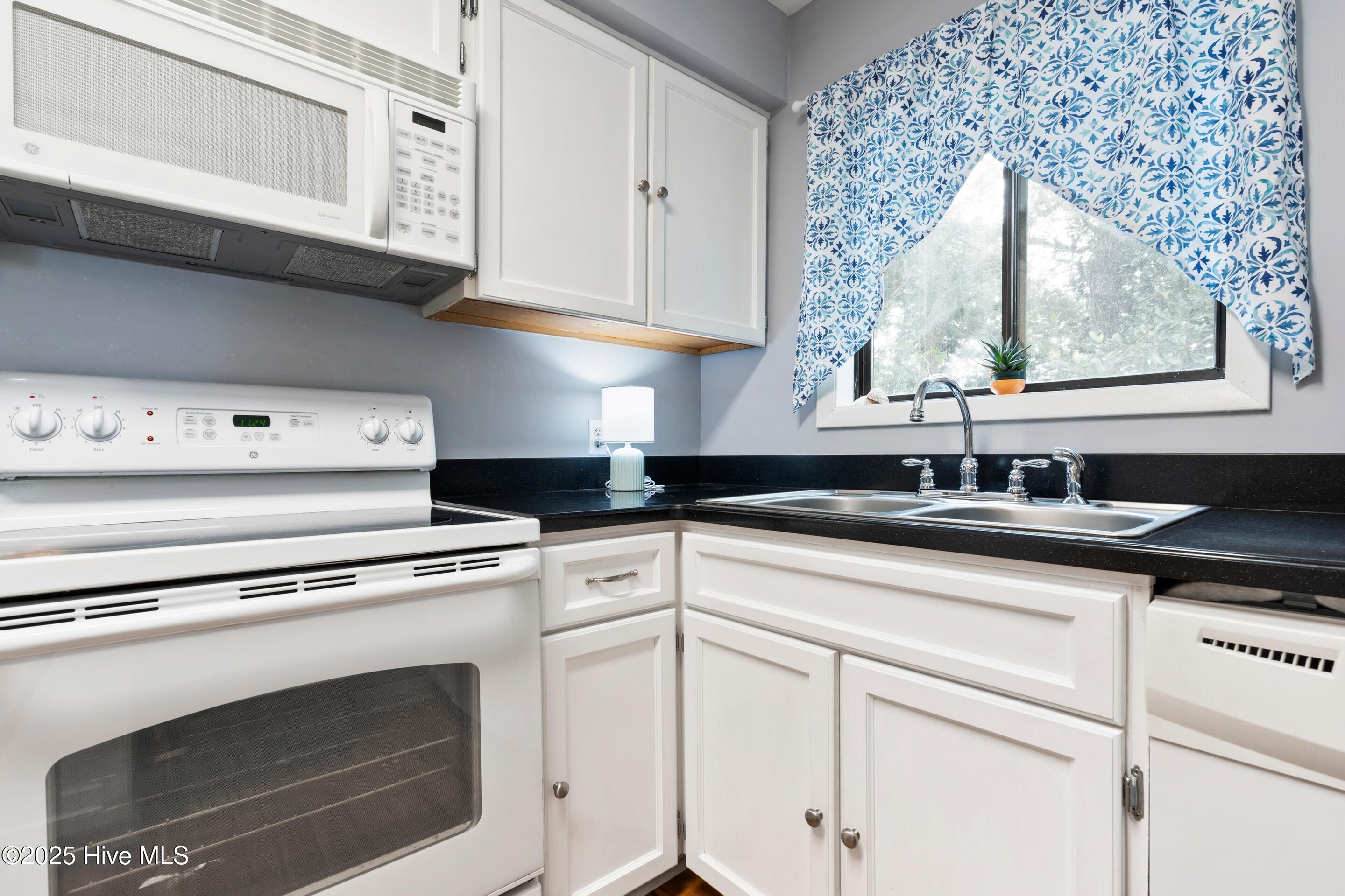 11 Foxfire Trace Property Photo 17
