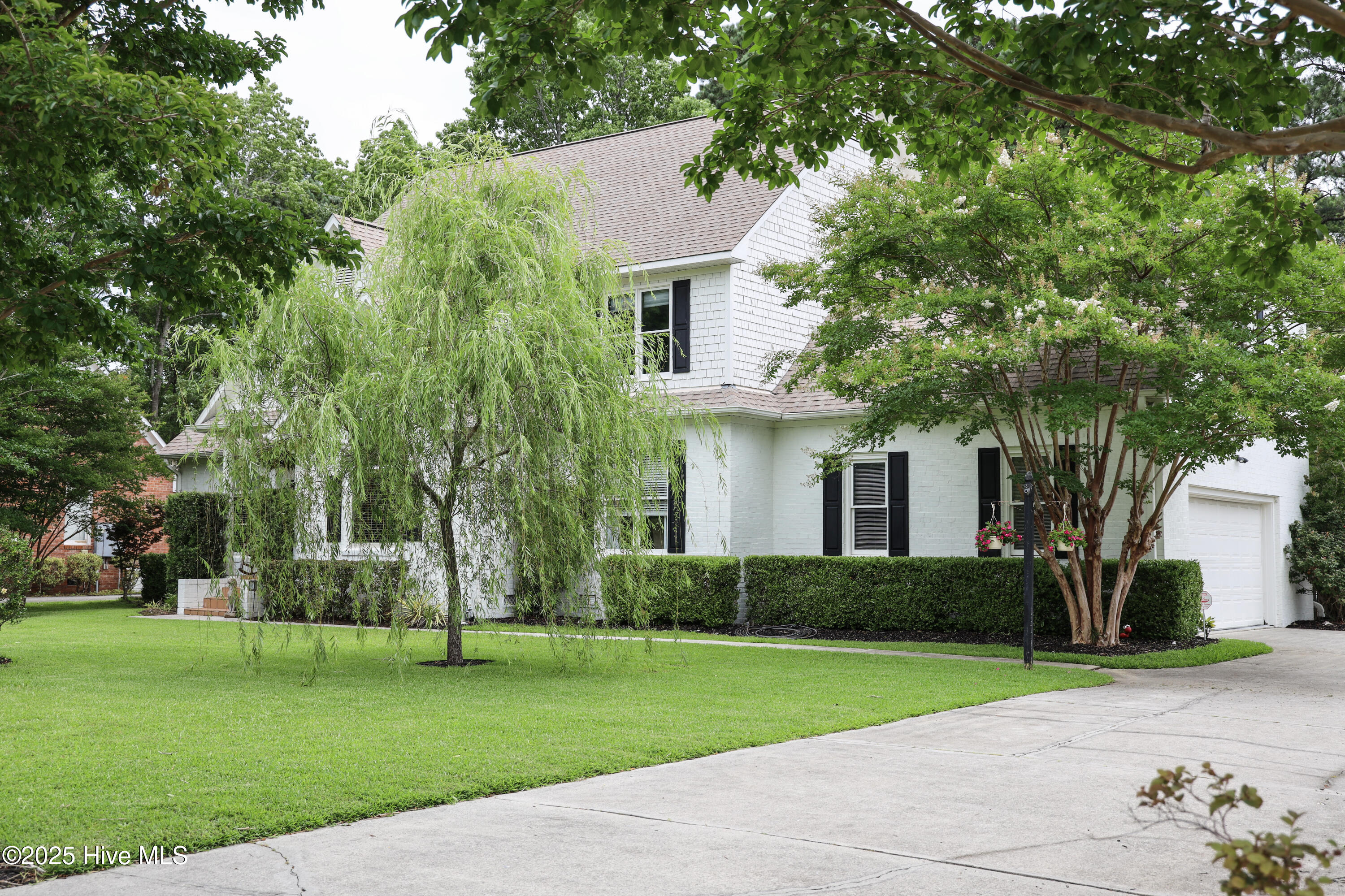 4109 Devonshire Lane Property Photo 3