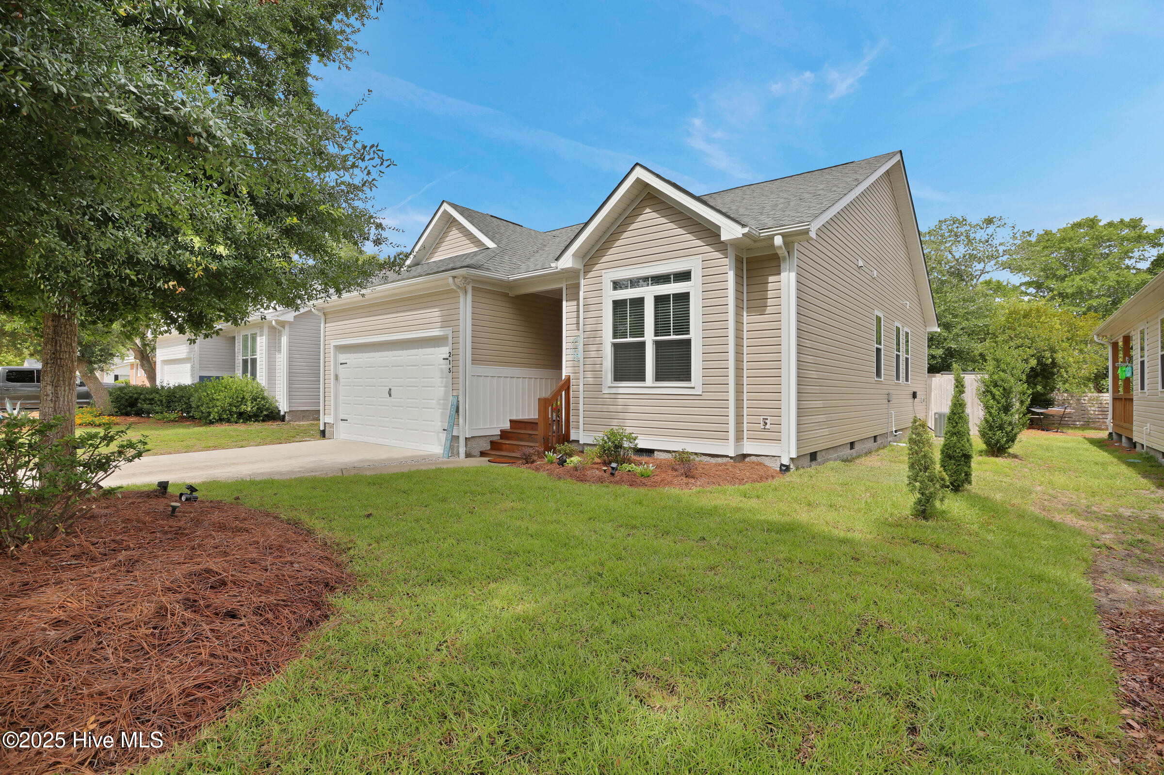 215 NE 54th Street Property Photo 1