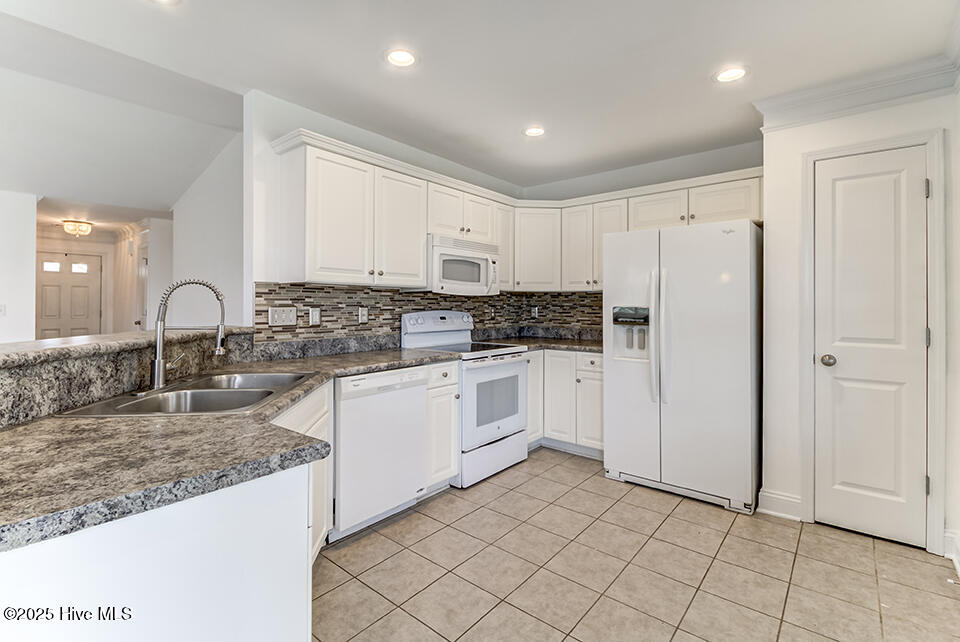 7227 Chipley Drive Property Photo 8