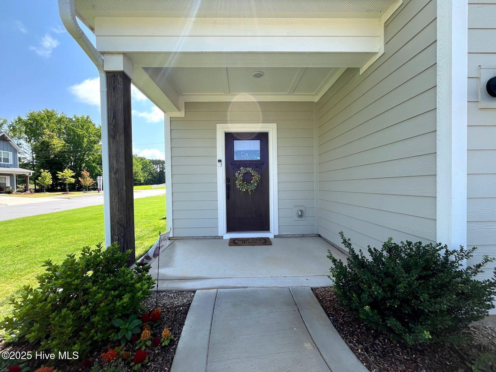 201 Eaton Street Property Photo 2