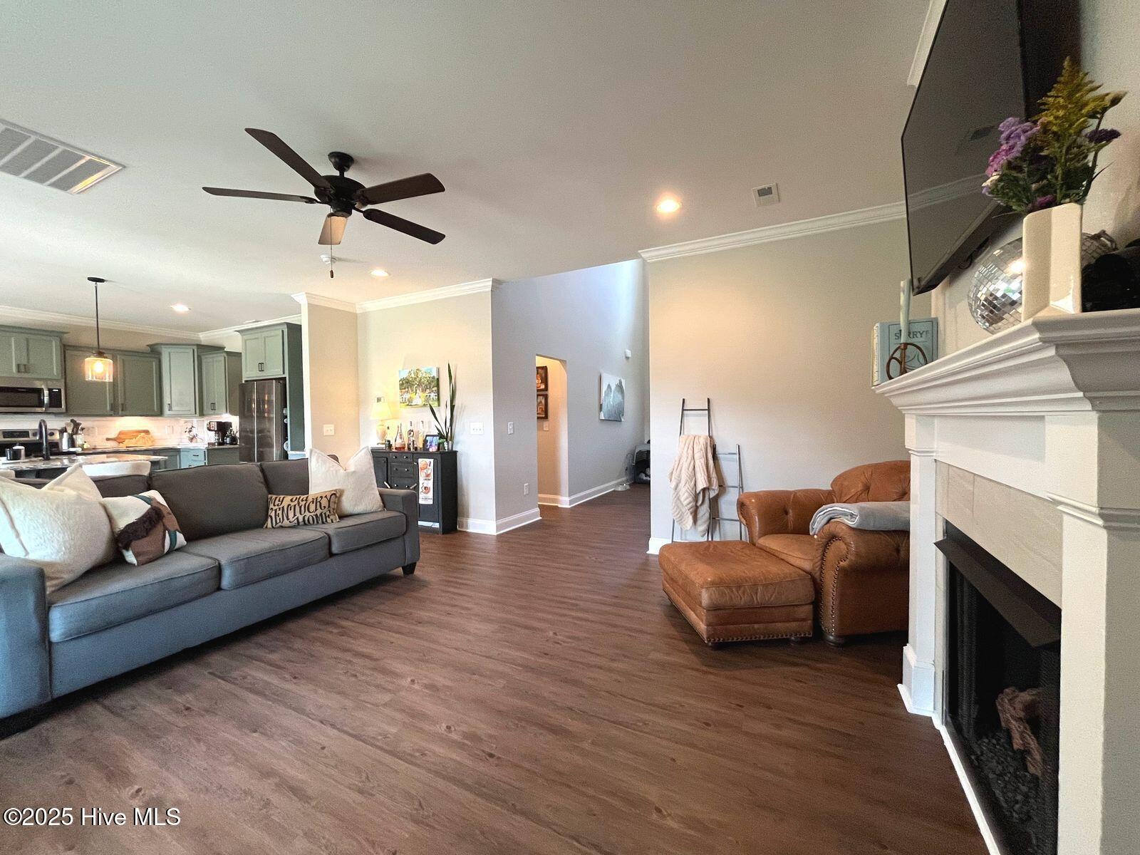 201 Eaton Street Property Photo 8
