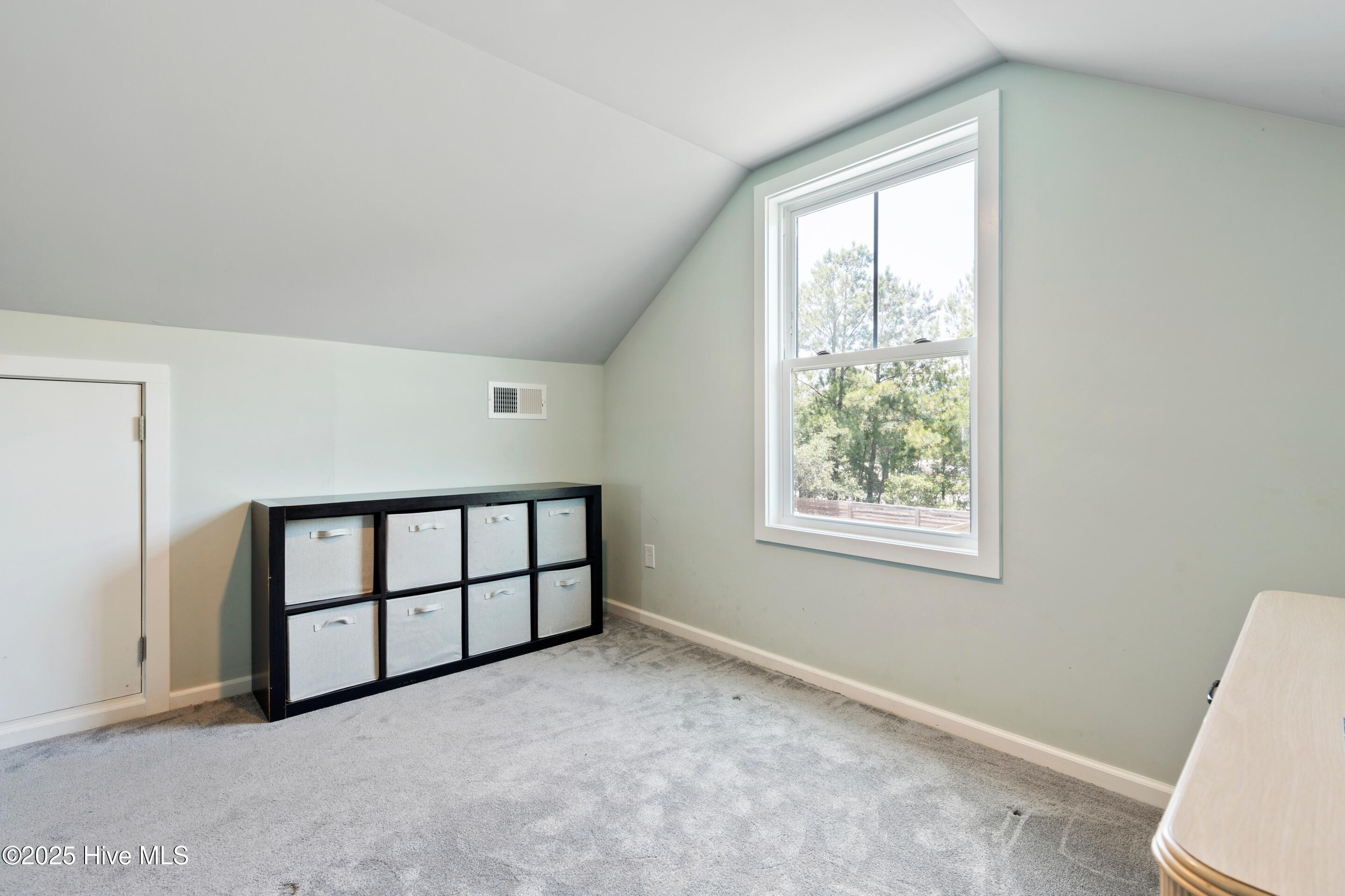 118 Bonnie B Lane Property Photo 35