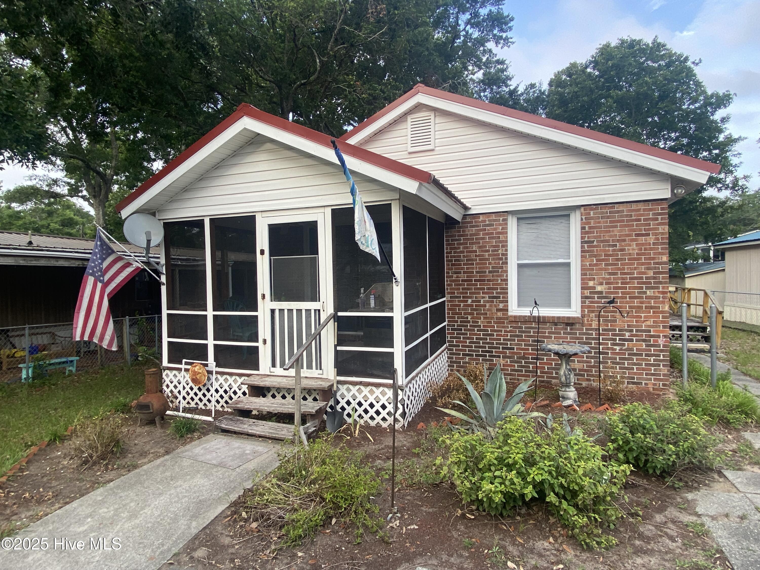 2570 Cutlass Drive Property Photo 1