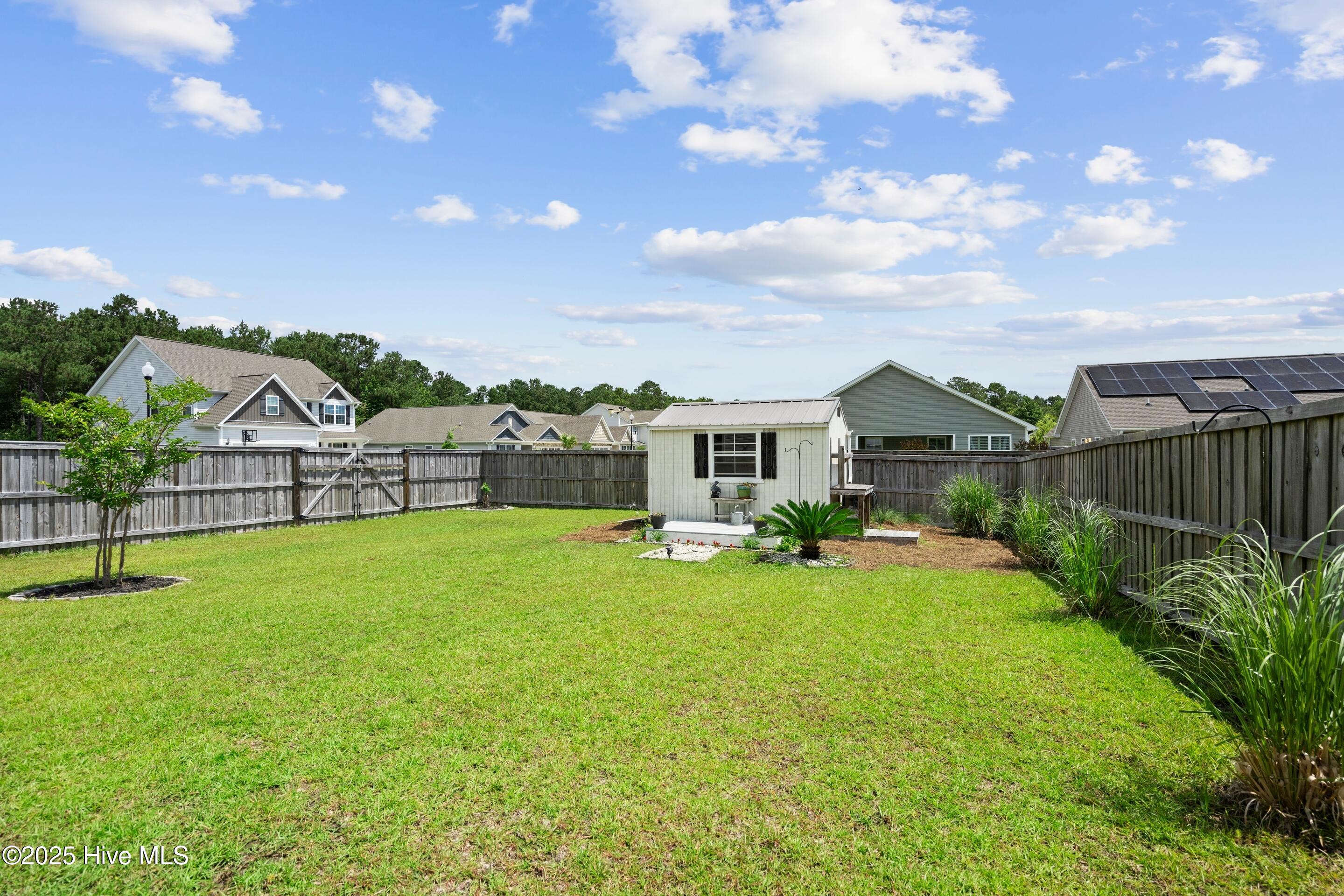 634 Aurora Place Property Photo 36