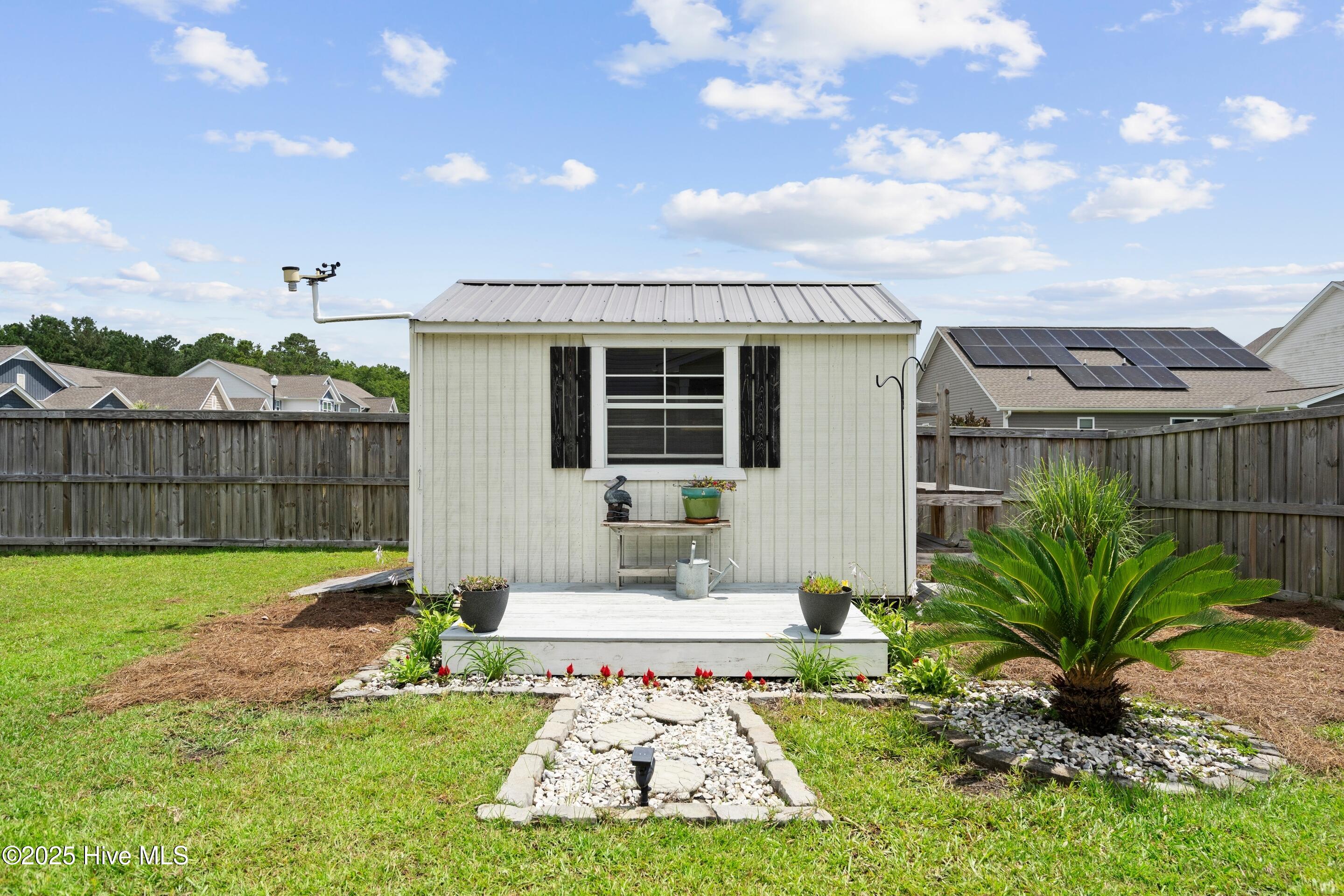 634 Aurora Place Property Photo 39