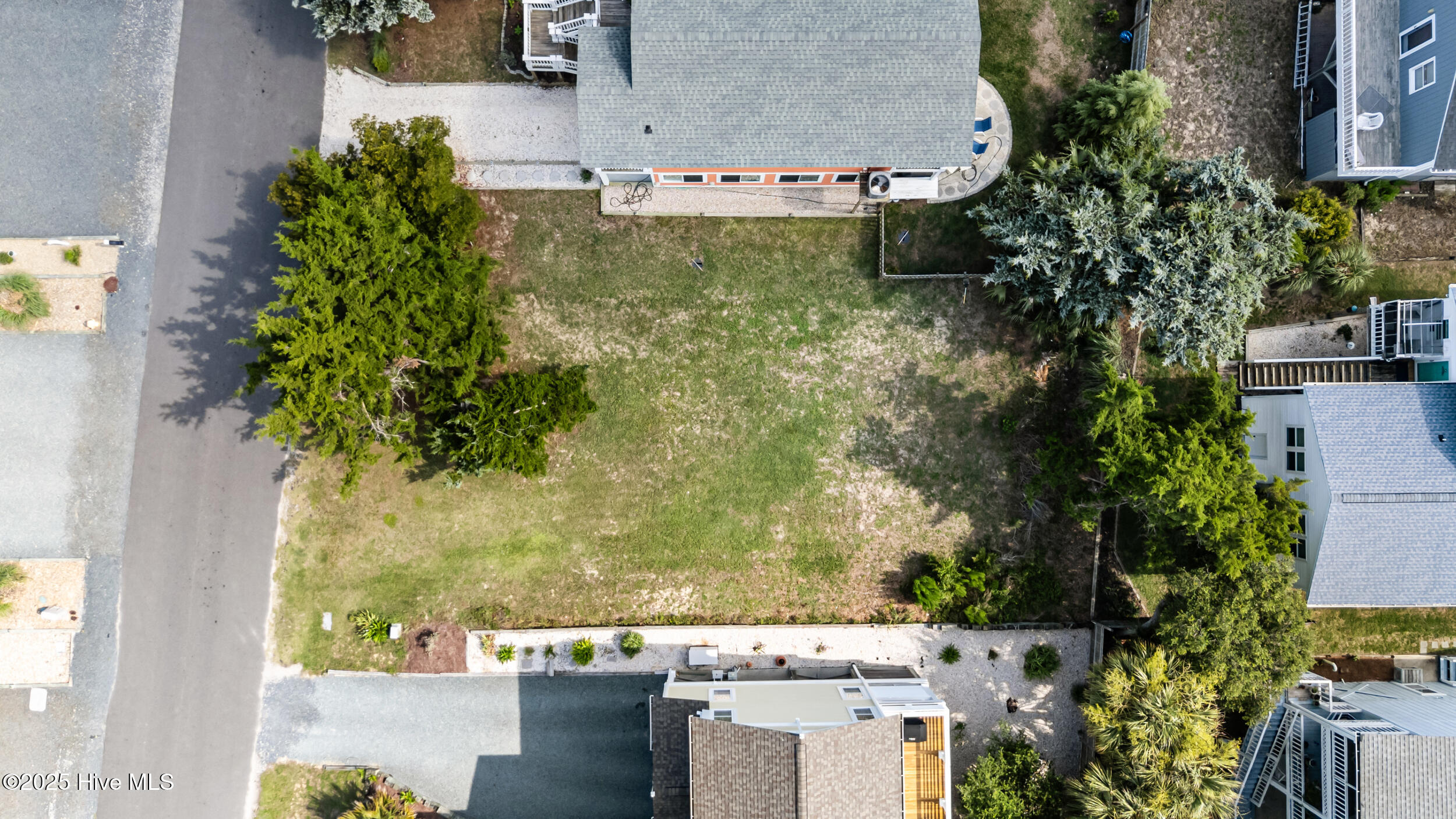 121 Seagull Drive Property Photo 1