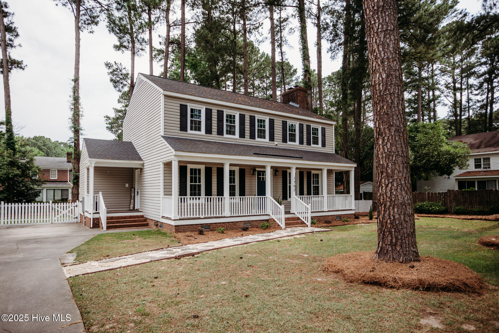 1702 Chamberlain Drive Property Photo 1