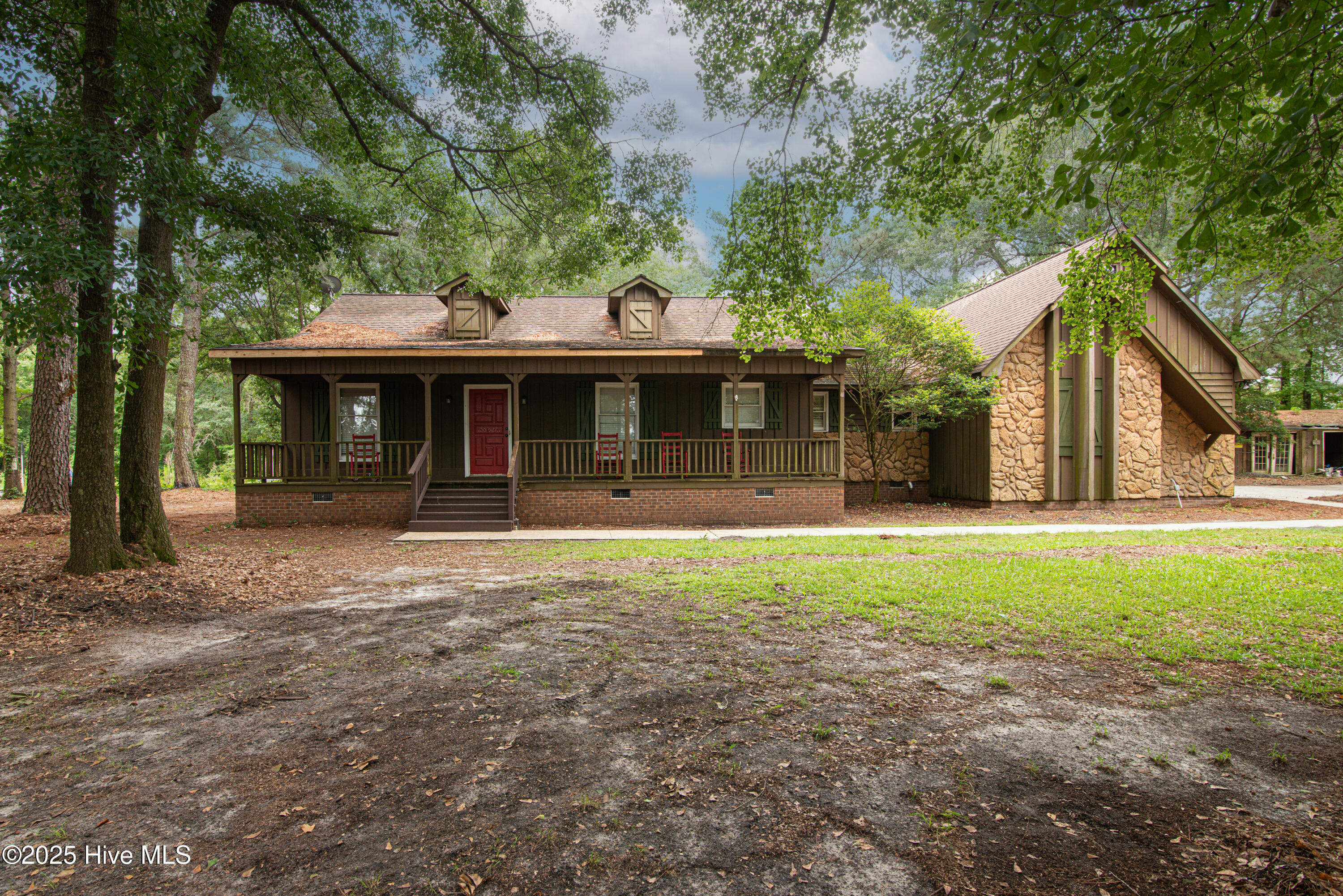 770 Sumner Road Property Photo 1