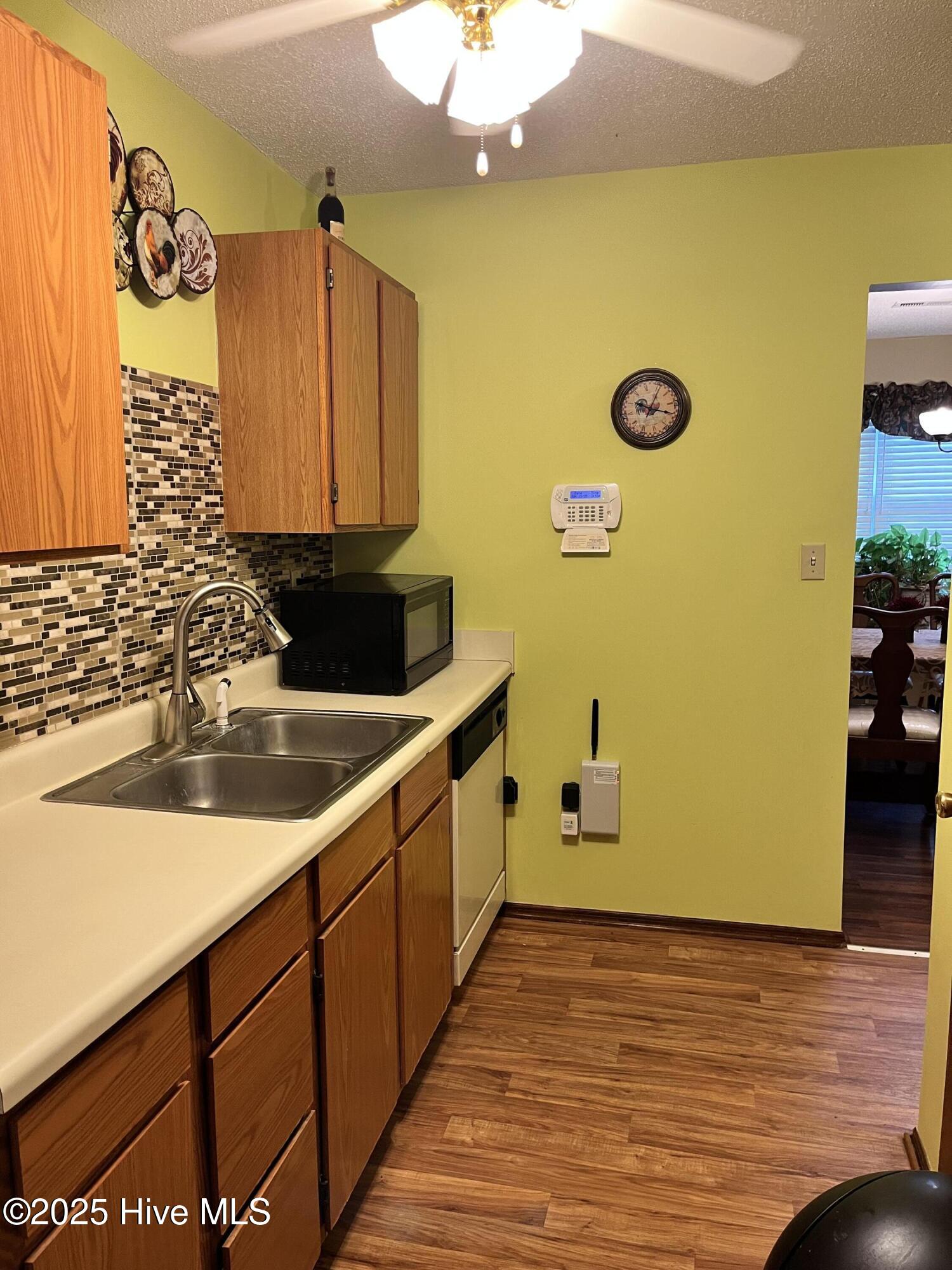 469 Whitehead Road Property Photo 10