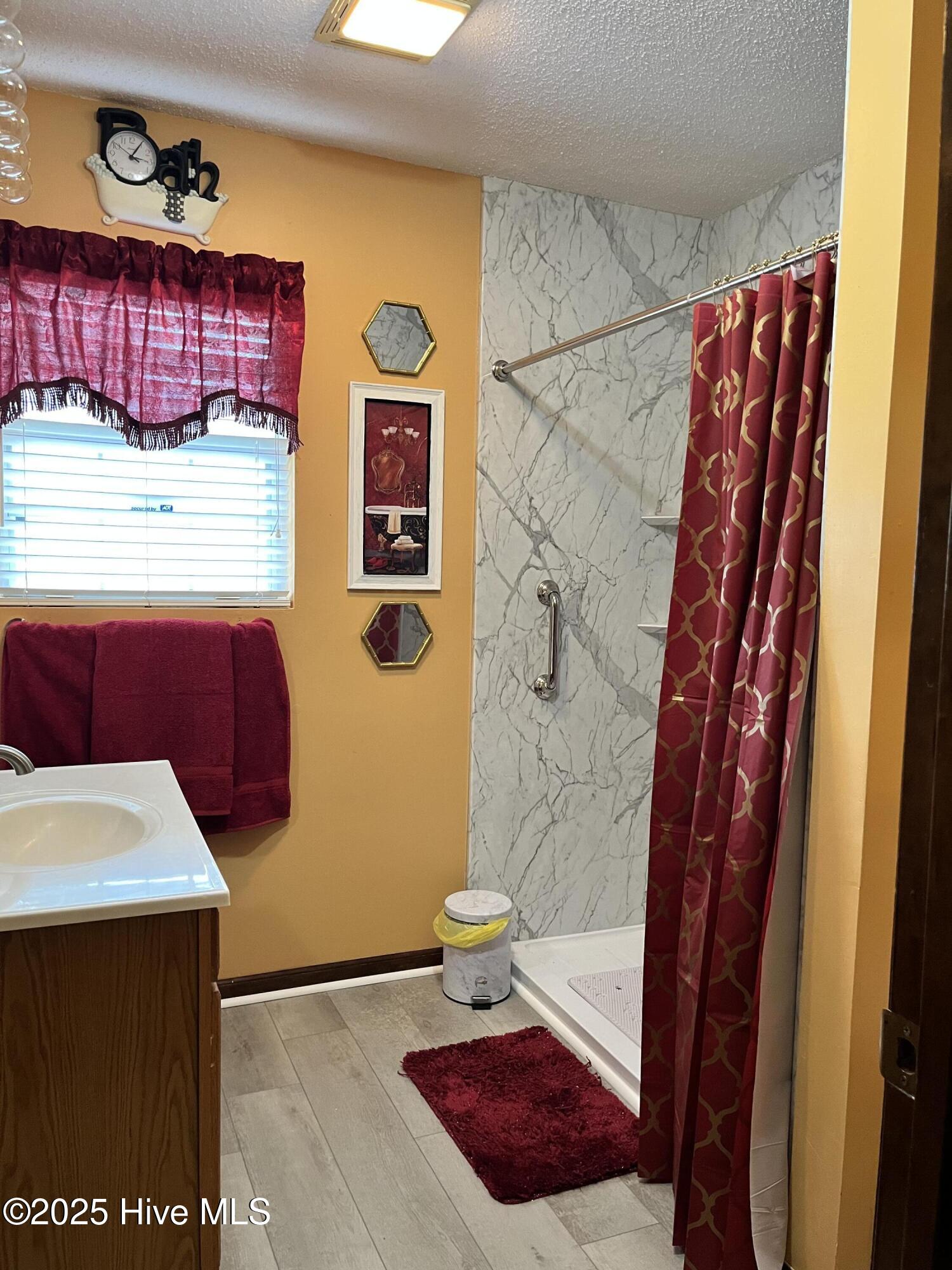 469 Whitehead Road Property Photo 13