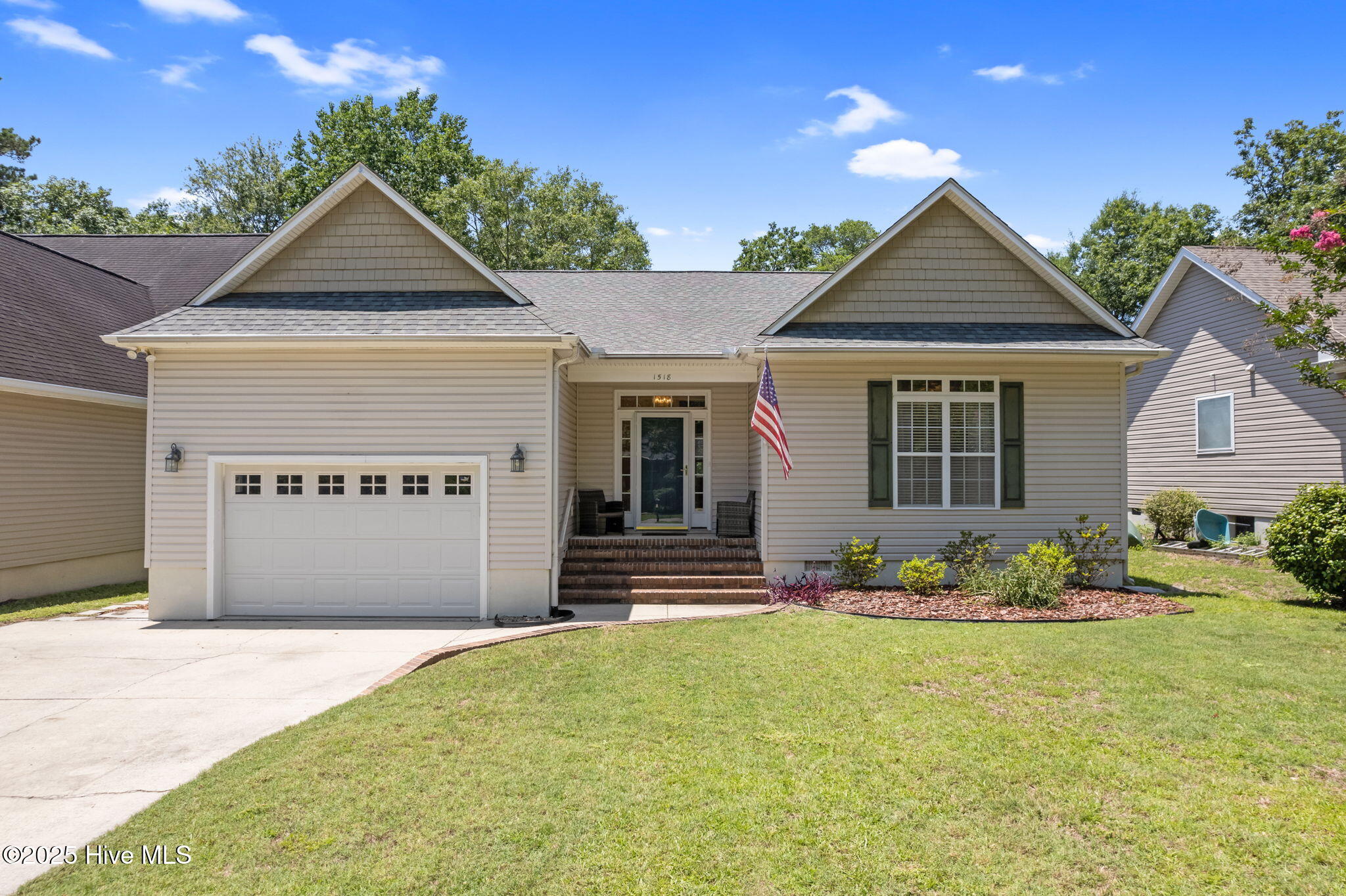 1518 Moorings Circle Property Photo 1