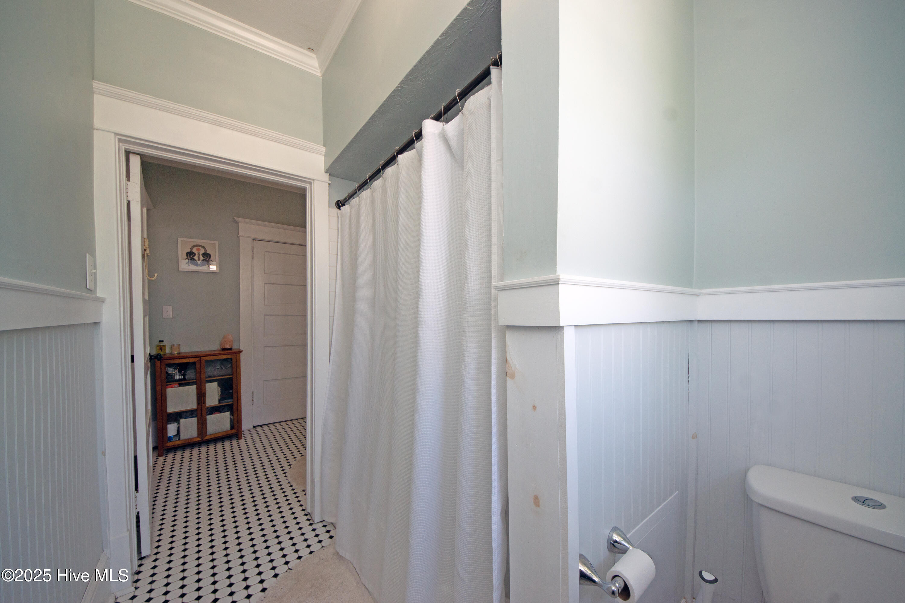 1402 Grace Street Property Photo 23
