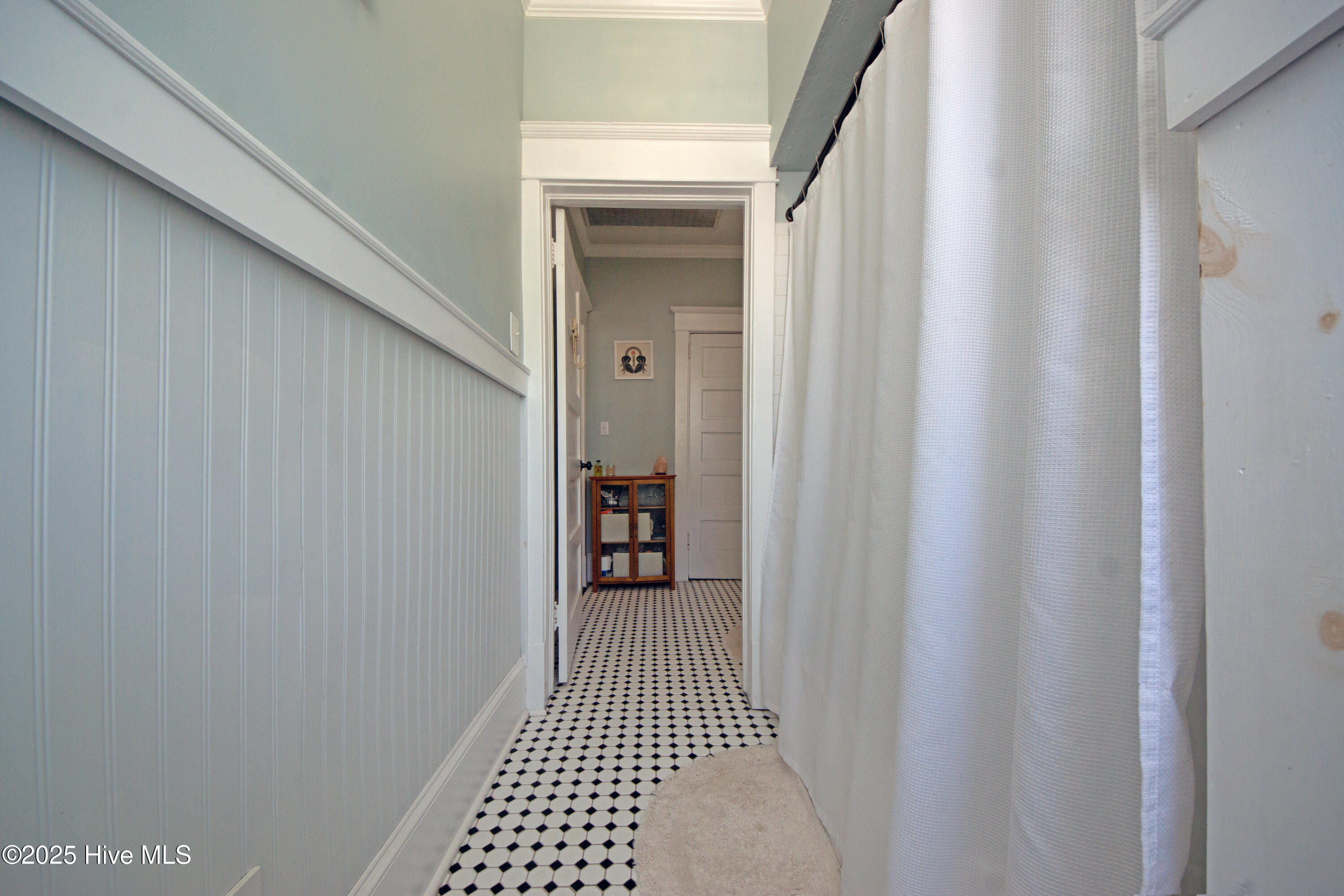 1402 Grace Street Property Photo 25