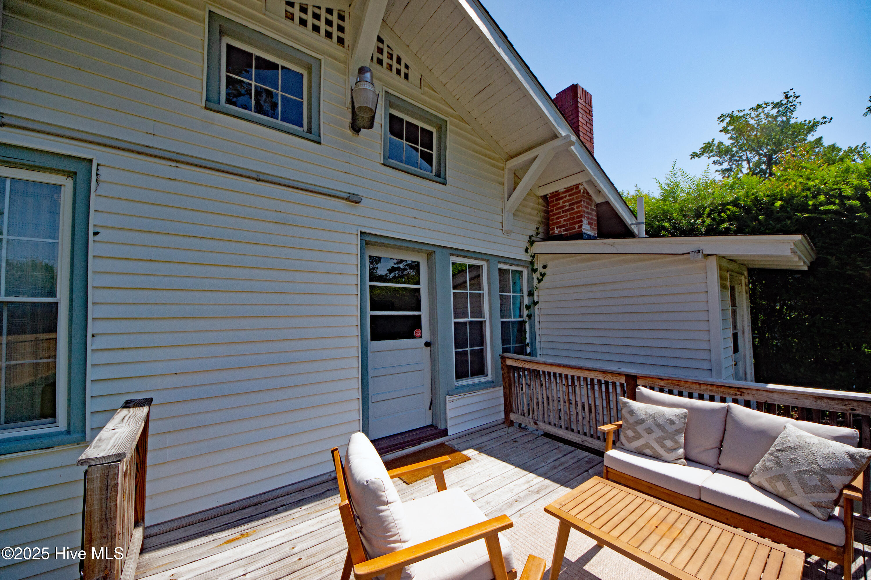 1402 Grace Street Property Photo 41