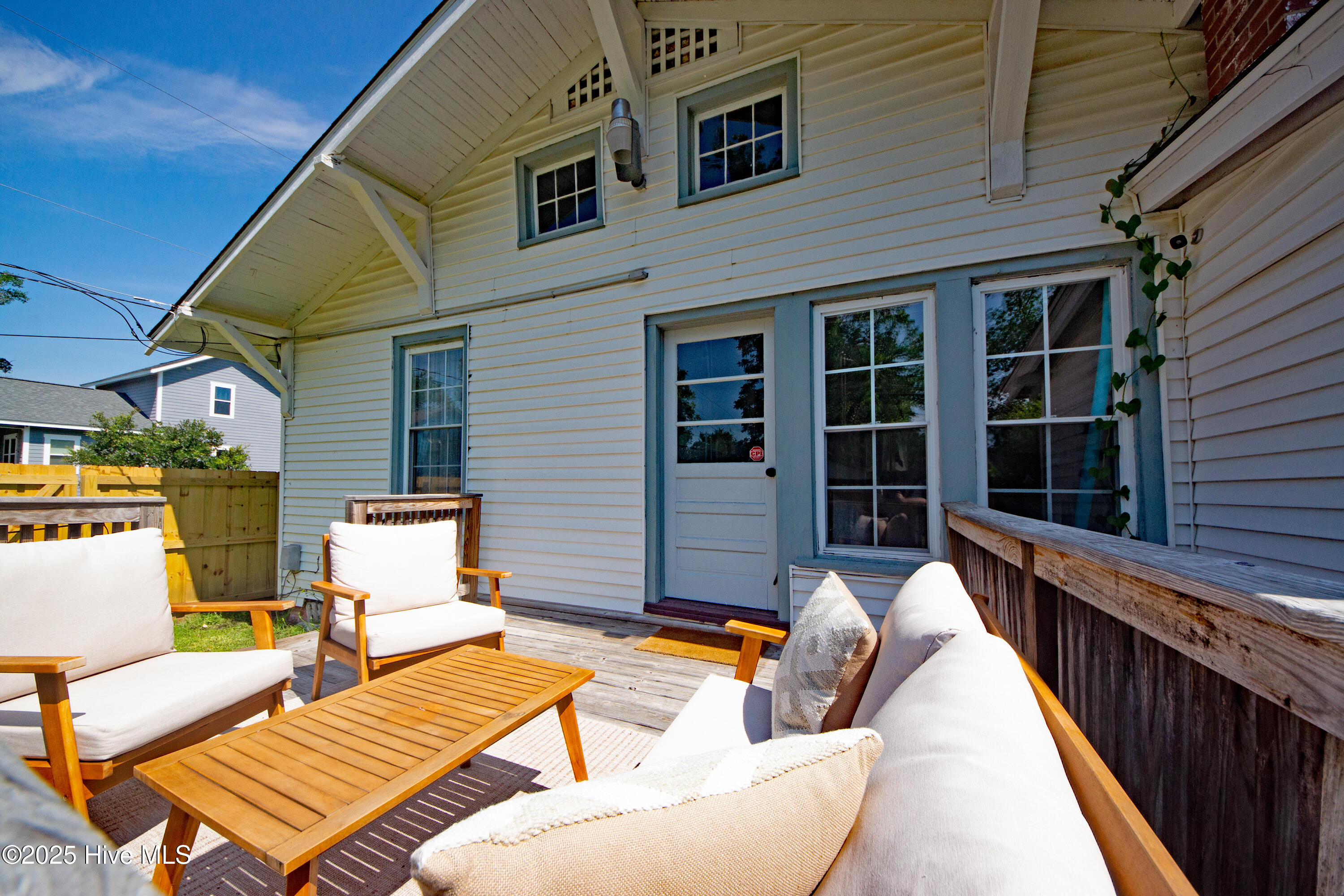 1402 Grace Street Property Photo 42