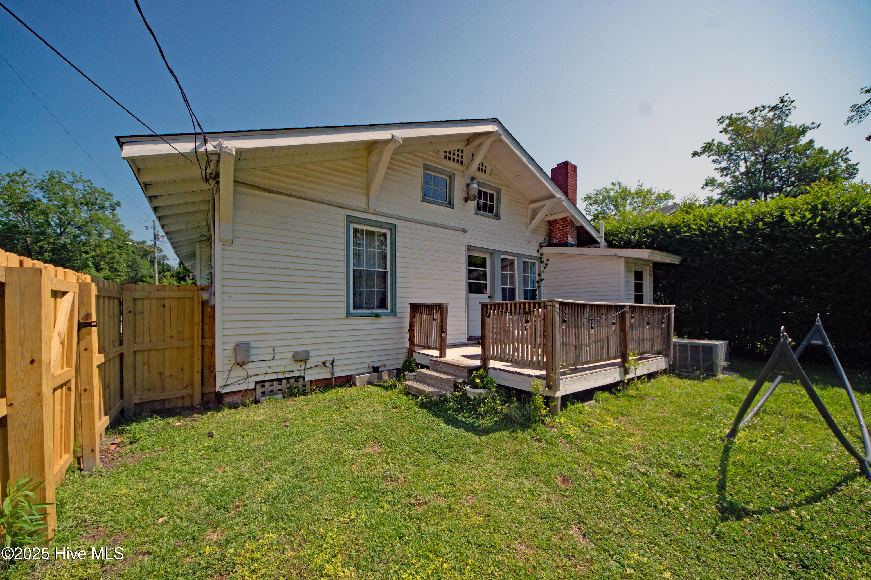 1402 Grace Street Property Photo 45
