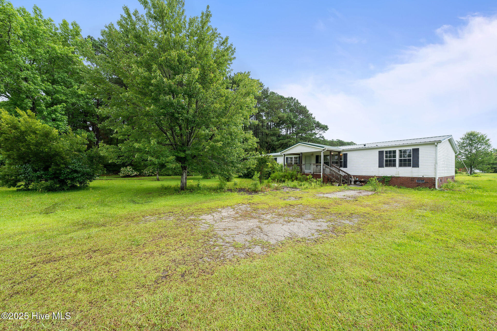 197 Tar Landing Road Property Photo 1