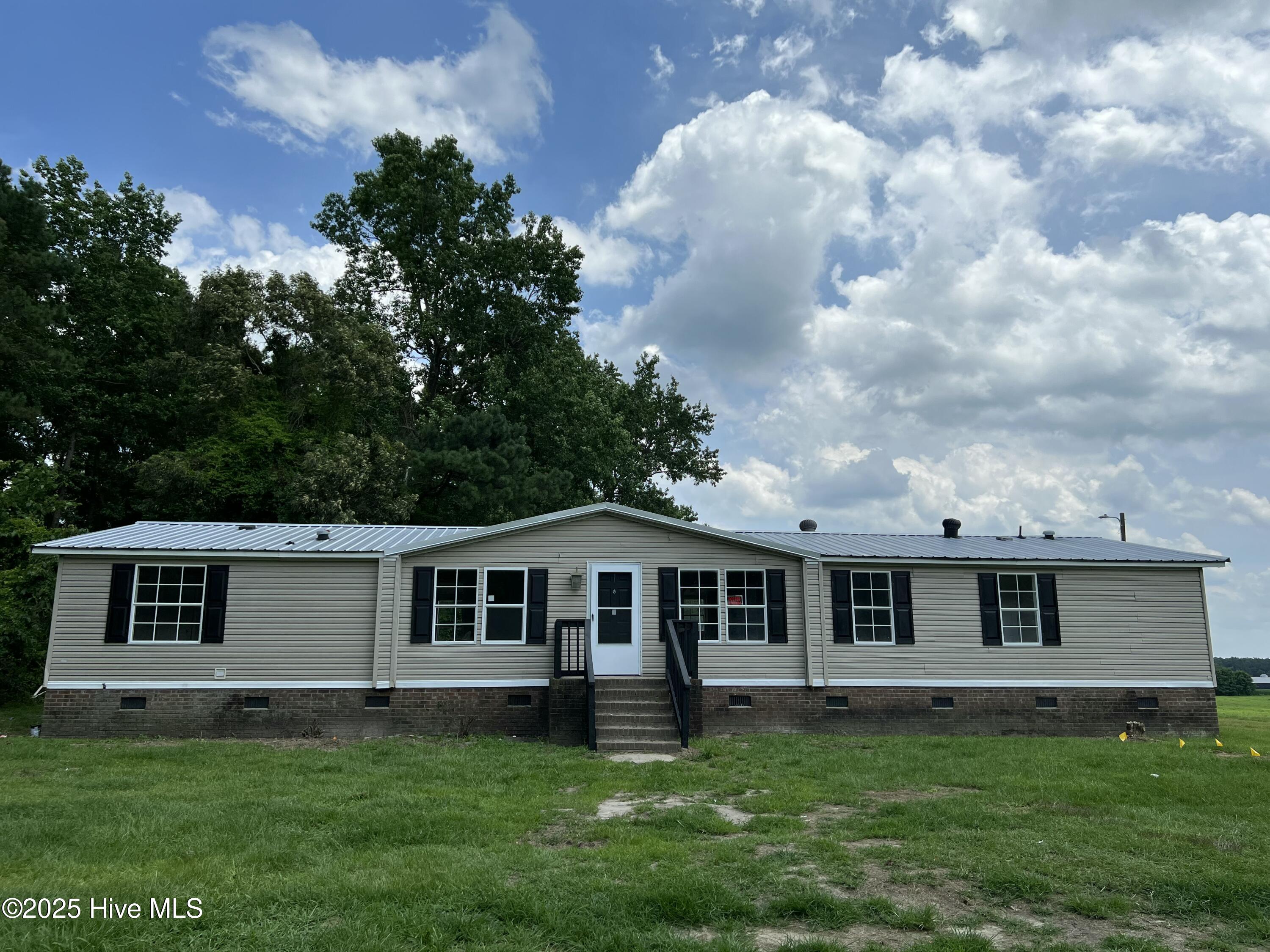 522 N Nc 11 And 903 Highway Property Photo 1