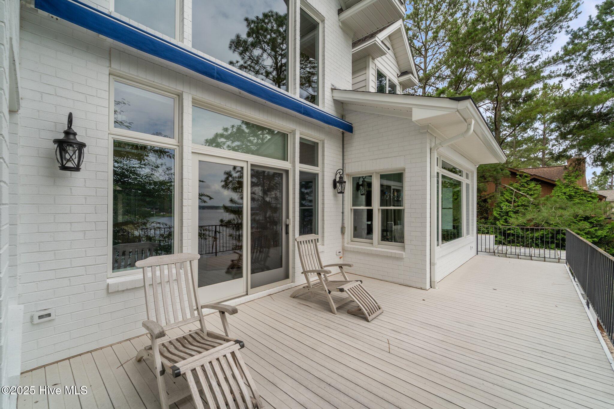 118 Douglas Drive Property Photo 11