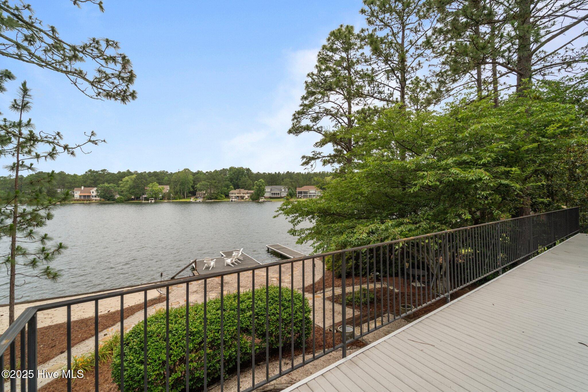 118 Douglas Drive Property Photo 12