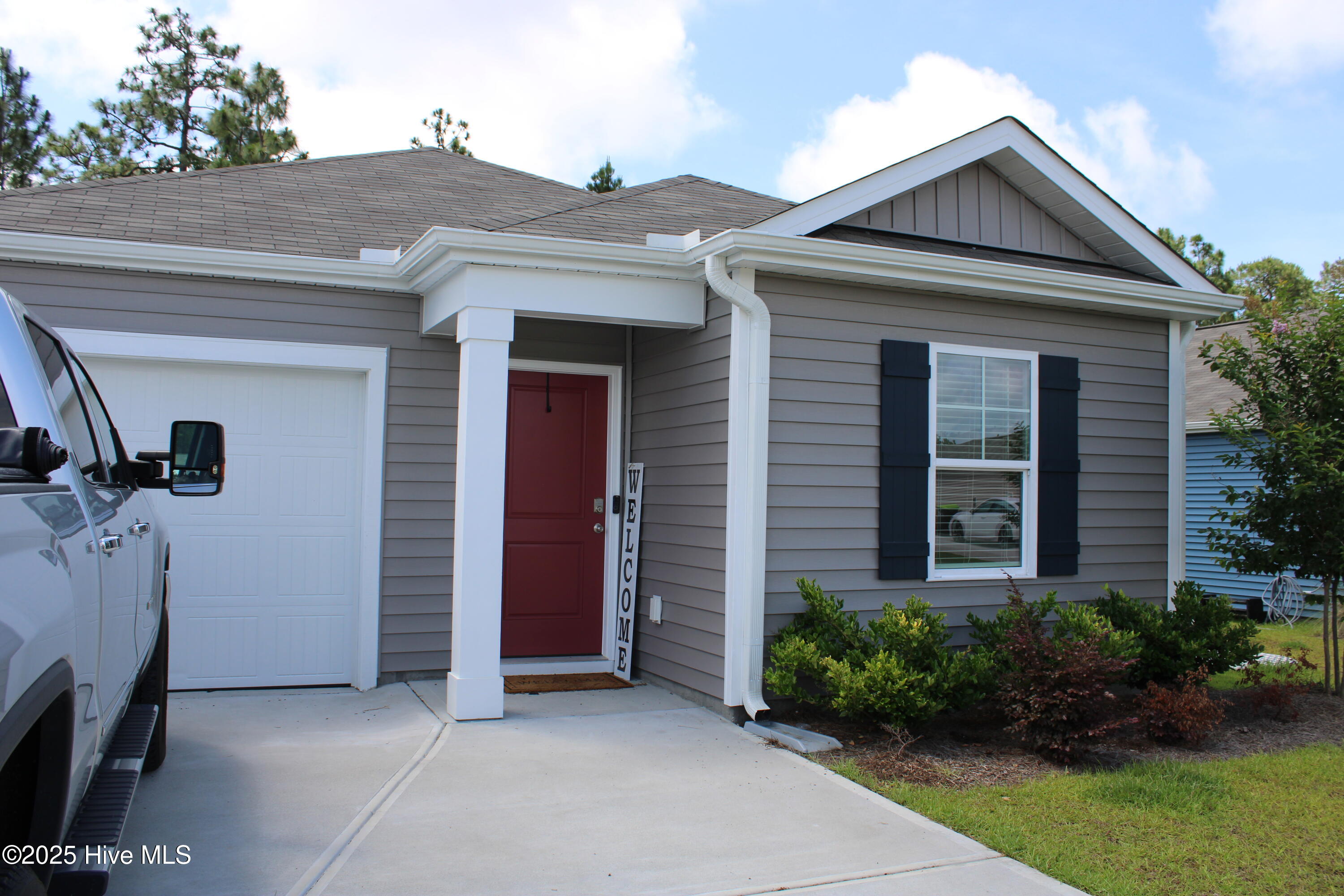 1808 Willowtree Court Property Photo 1