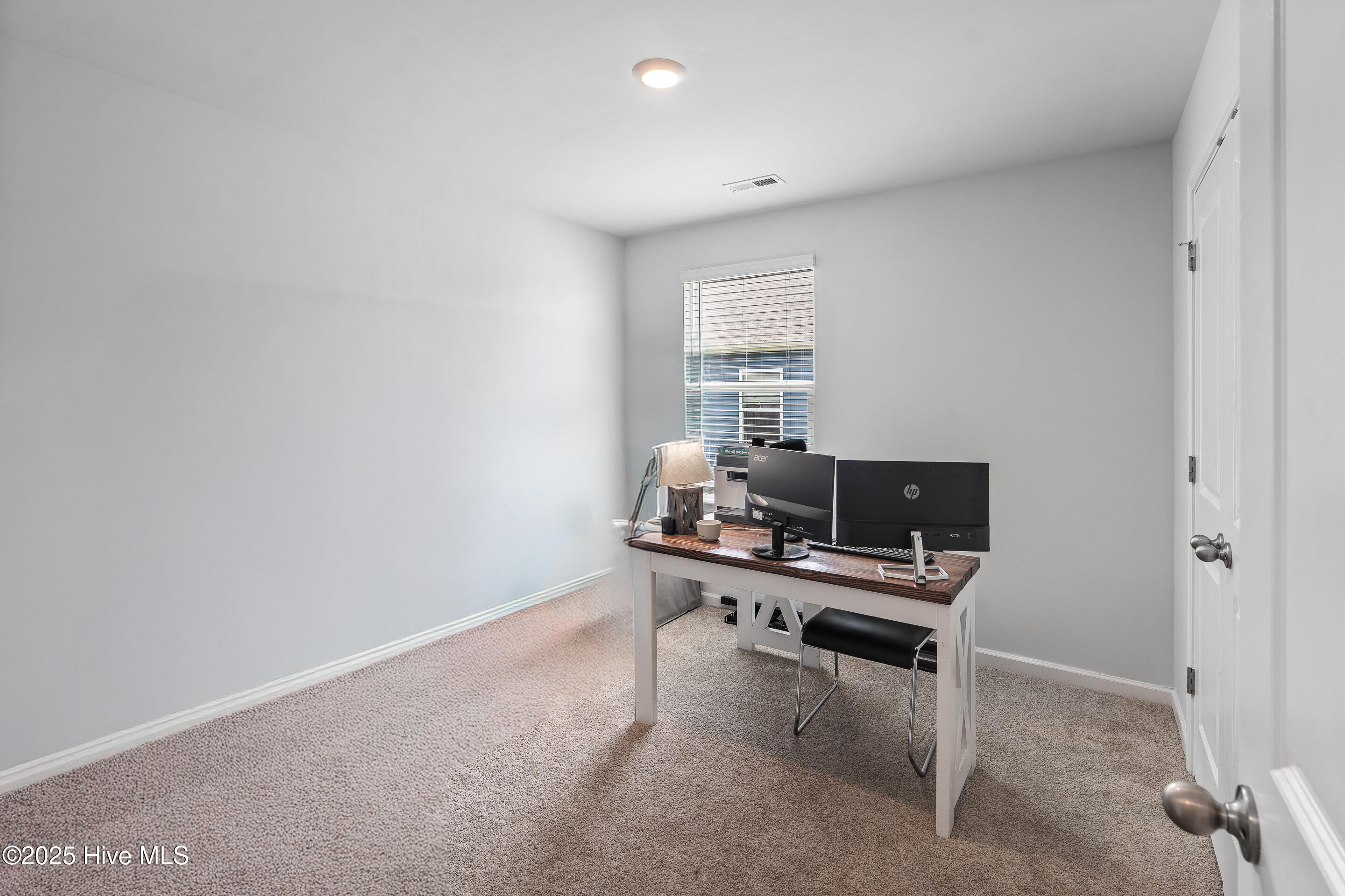 1808 Willowtree Court Property Photo 6