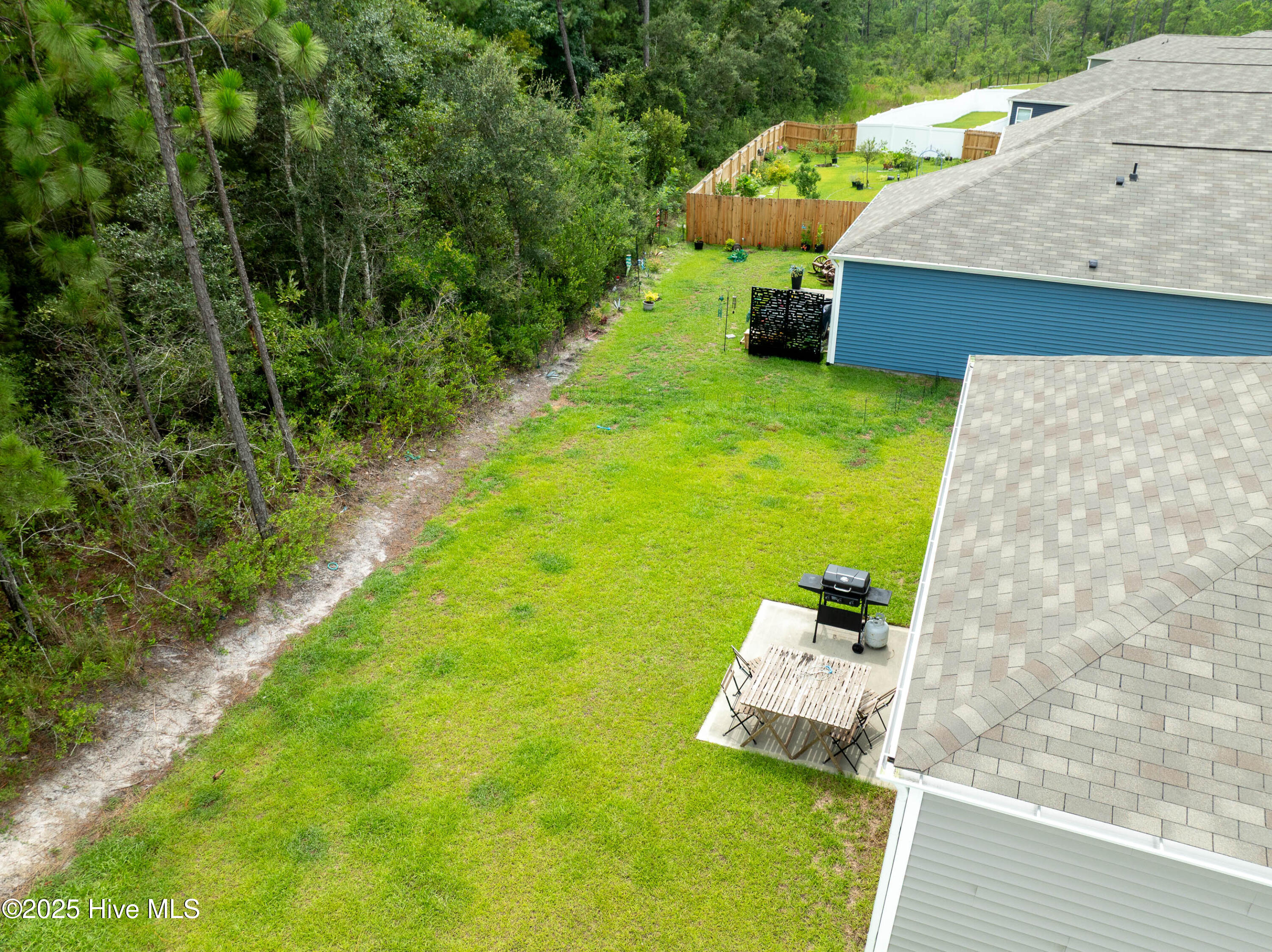 1808 Willowtree Court Property Photo 24