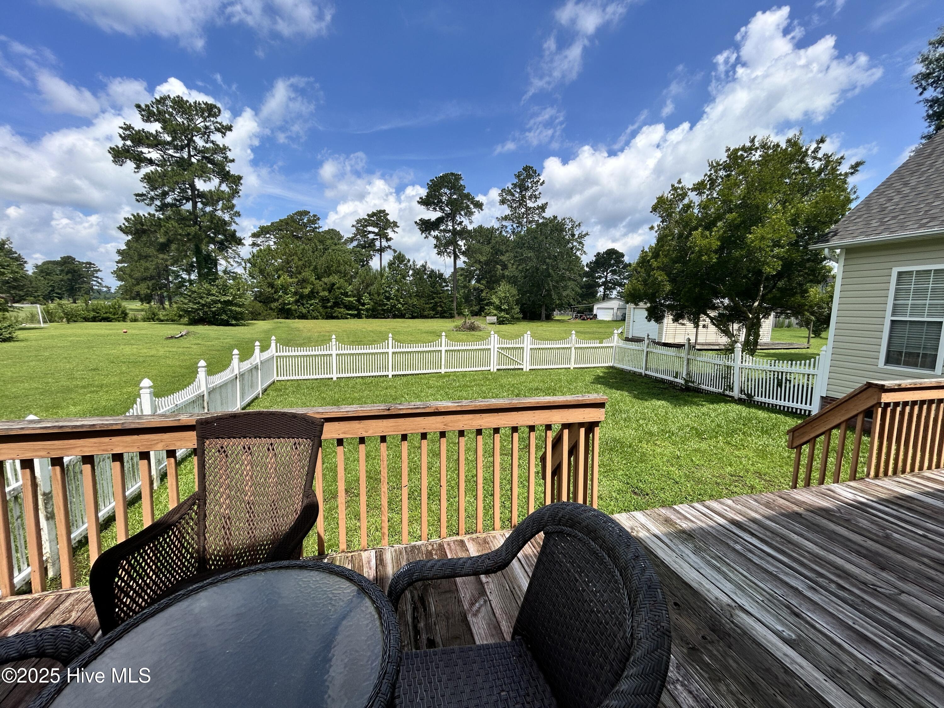 602 Par Drive Property Photo 15