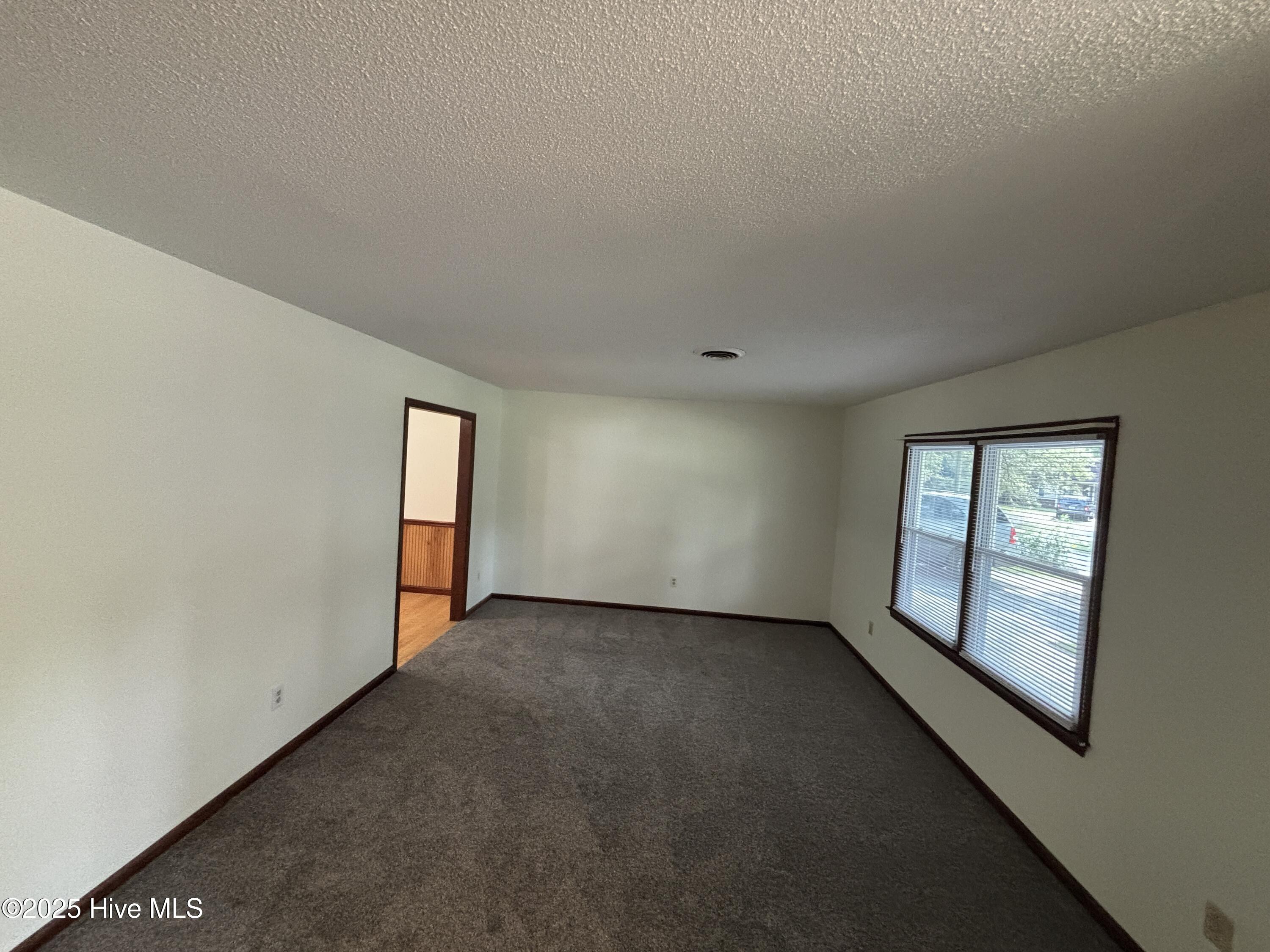 229 Southgate Road Property Photo 2