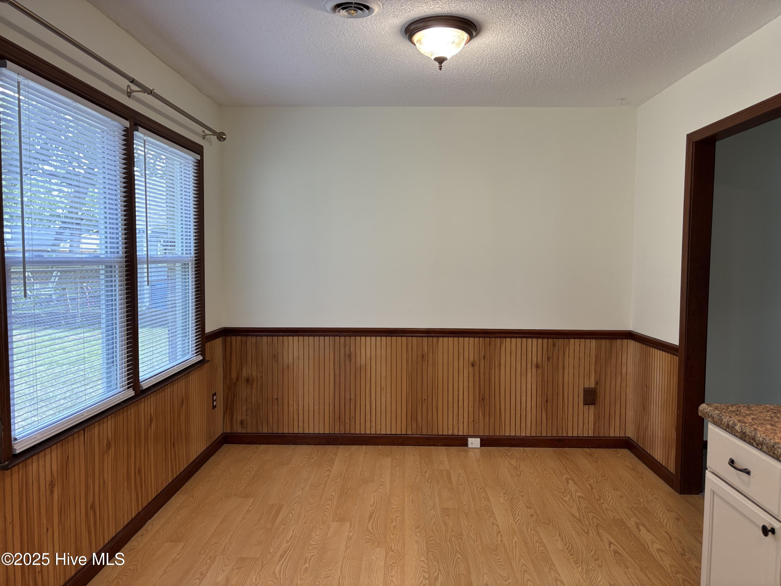229 Southgate Road Property Photo 7