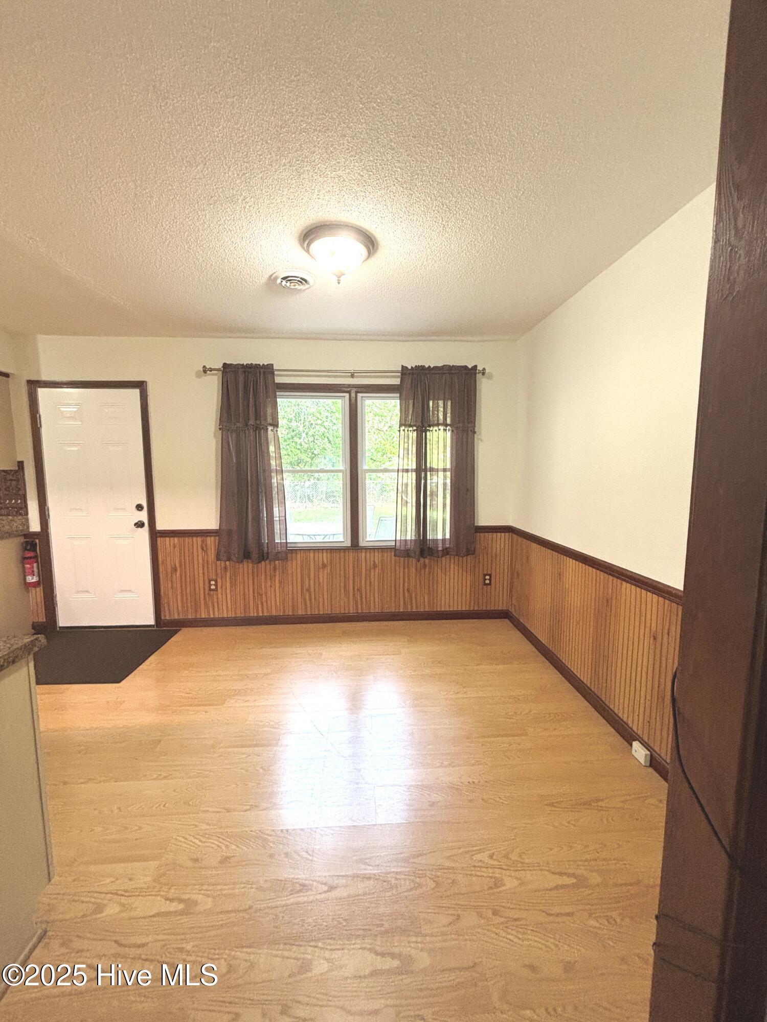 229 Southgate Road Property Photo 9