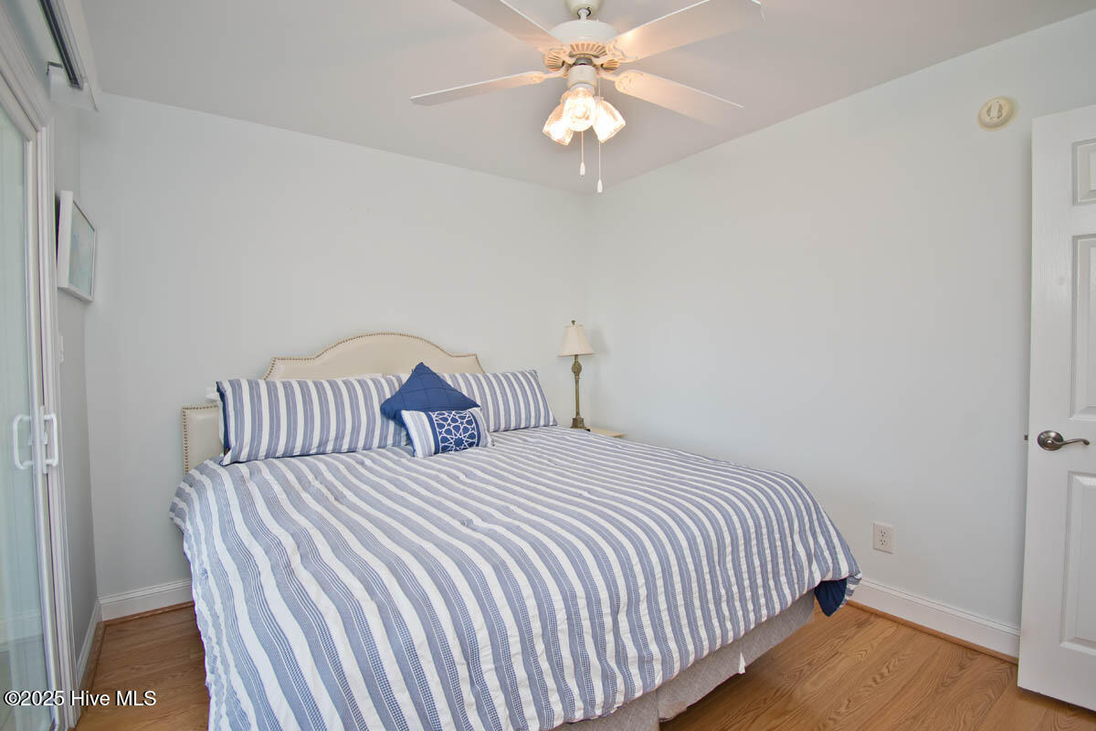 5405 Emerald Drive E Property Photo 26
