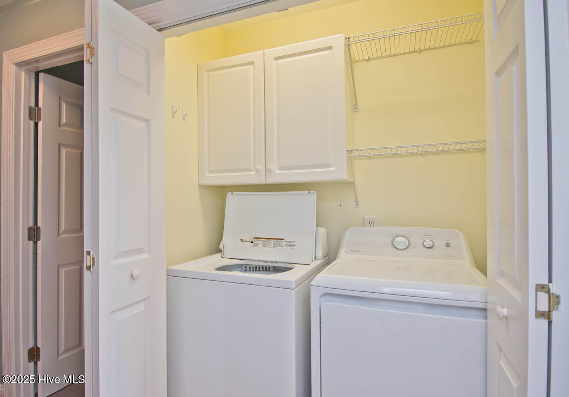 5405 Emerald Drive E Property Photo 27