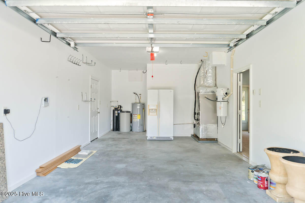 5405 Emerald Drive E Property Photo 37