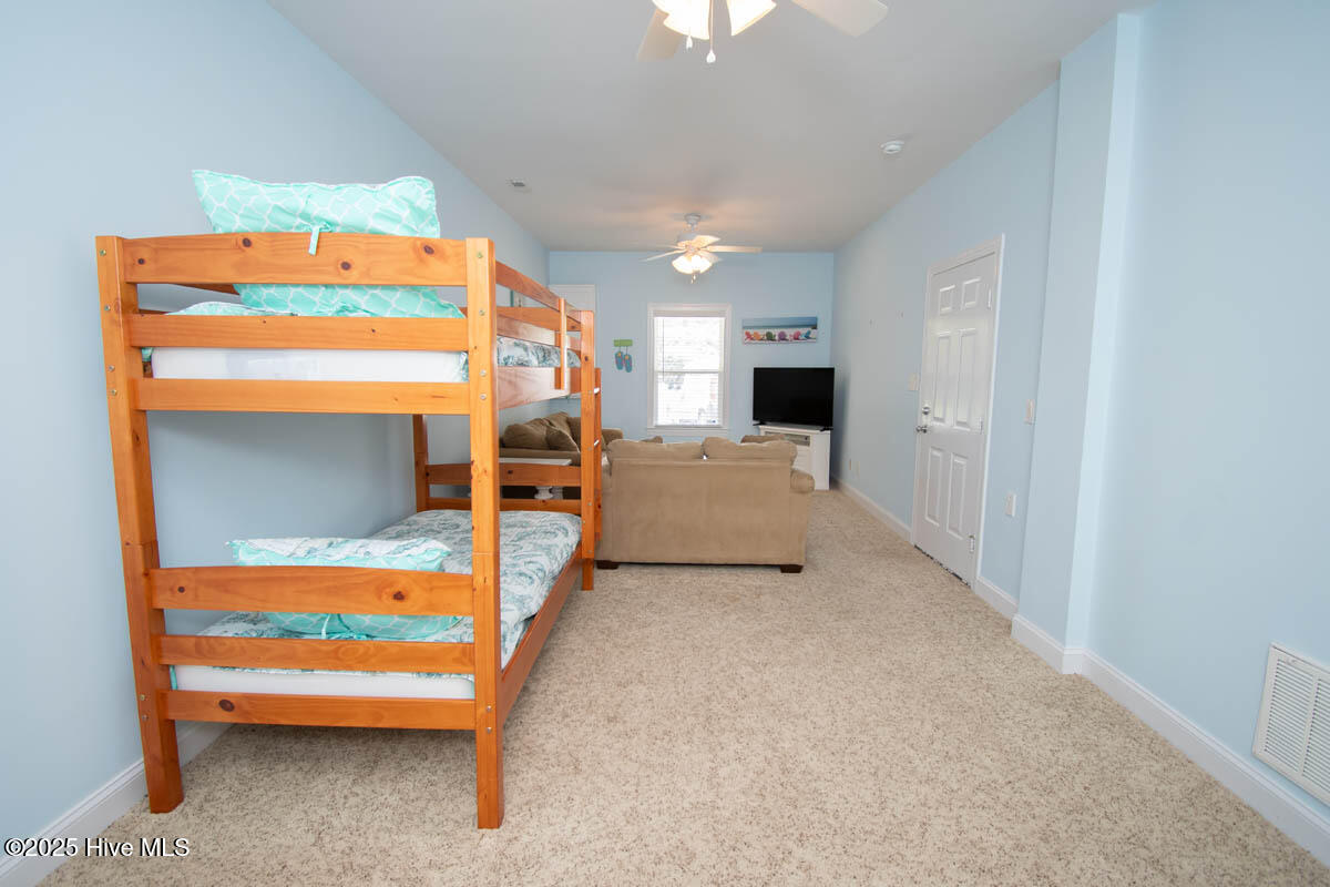 5405 Emerald Drive E Property Photo 42