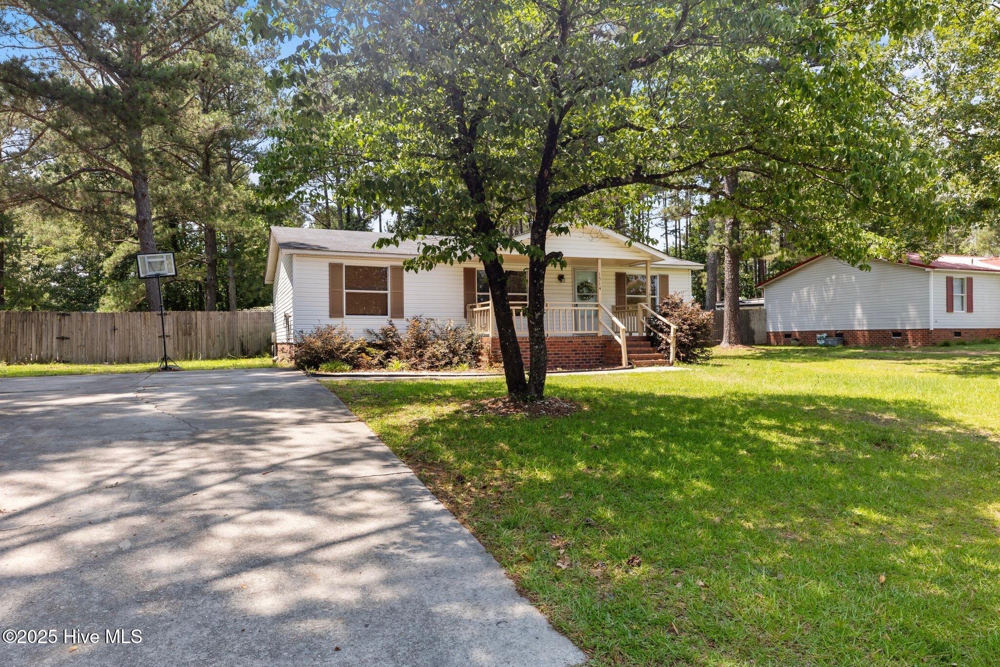 1314 Clan Campbell Drive Property Photo 1