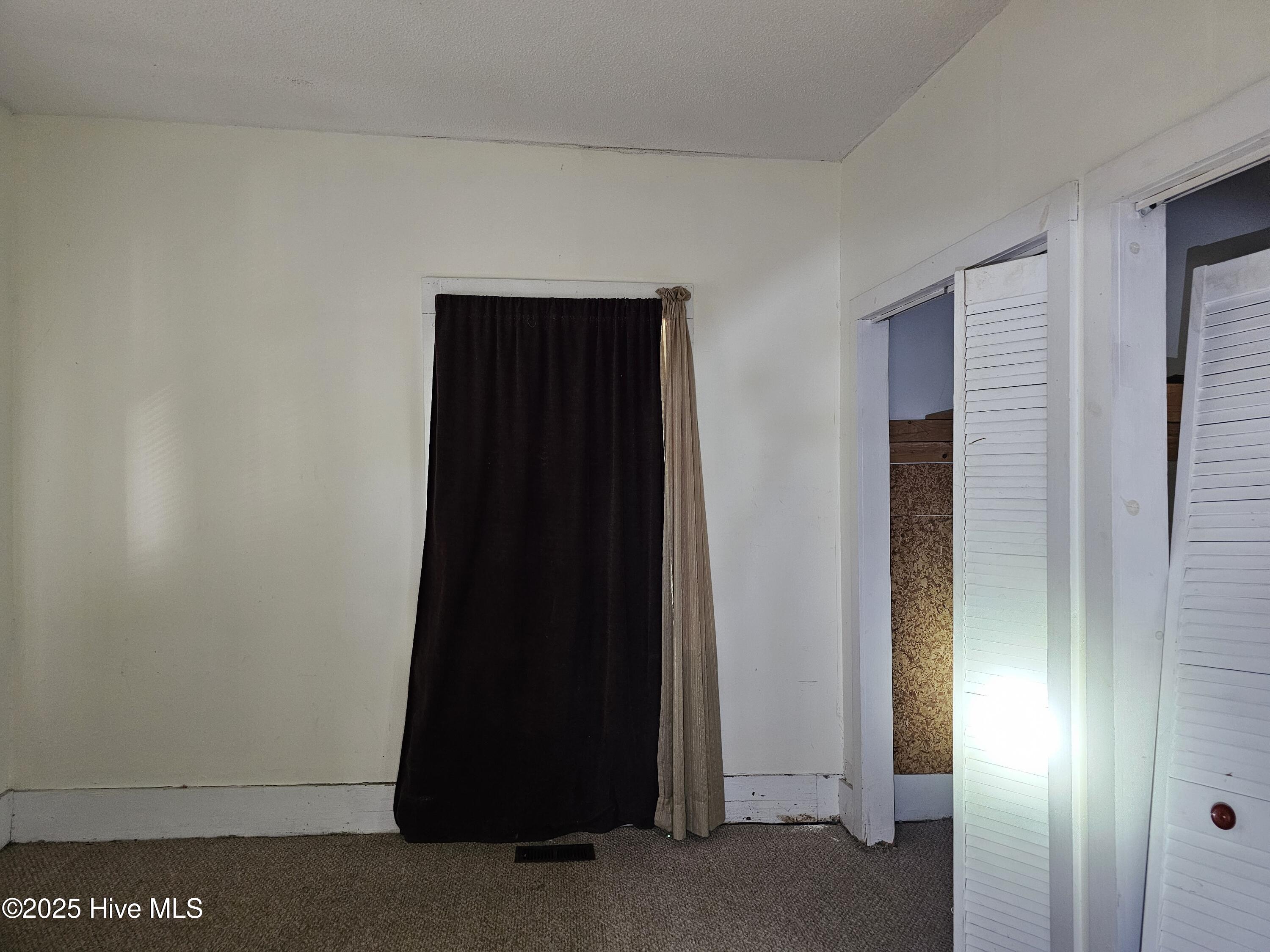 206 & 208 Parsley Street Property Photo 3