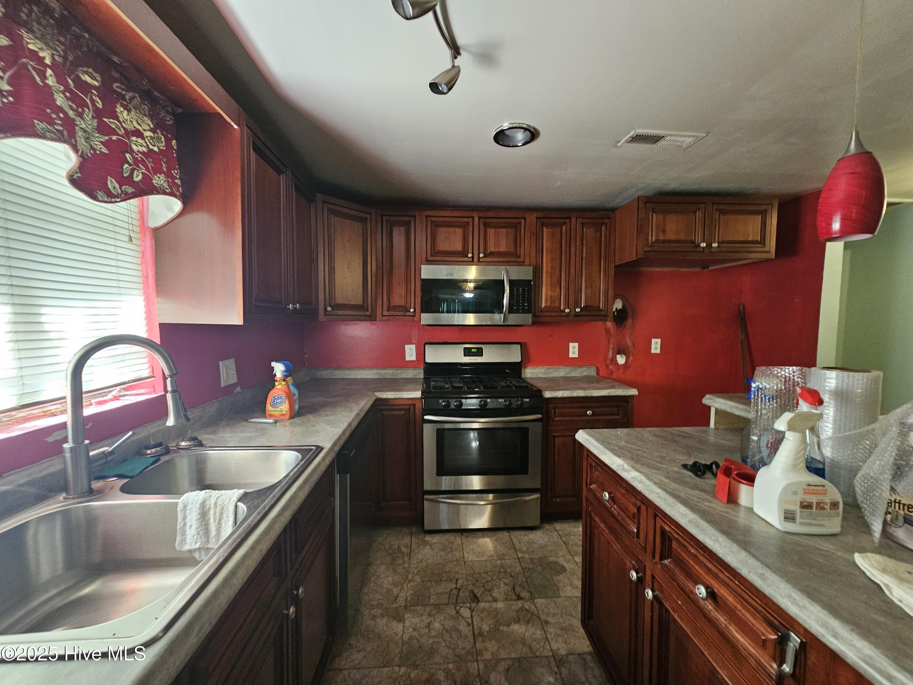 206 & 208 Parsley Street Property Photo 41