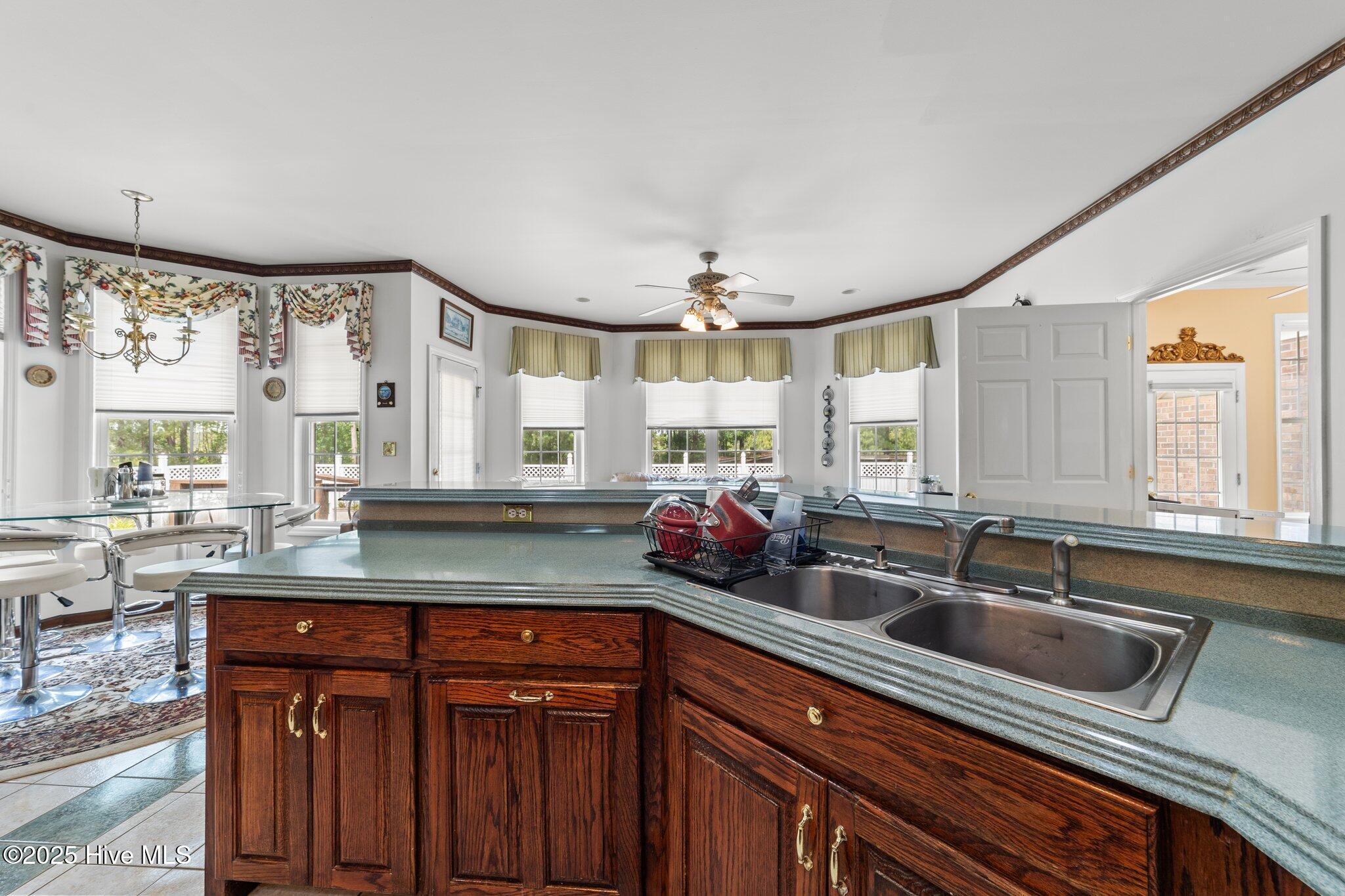 20470 Seven Creeks Highway Property Photo 36