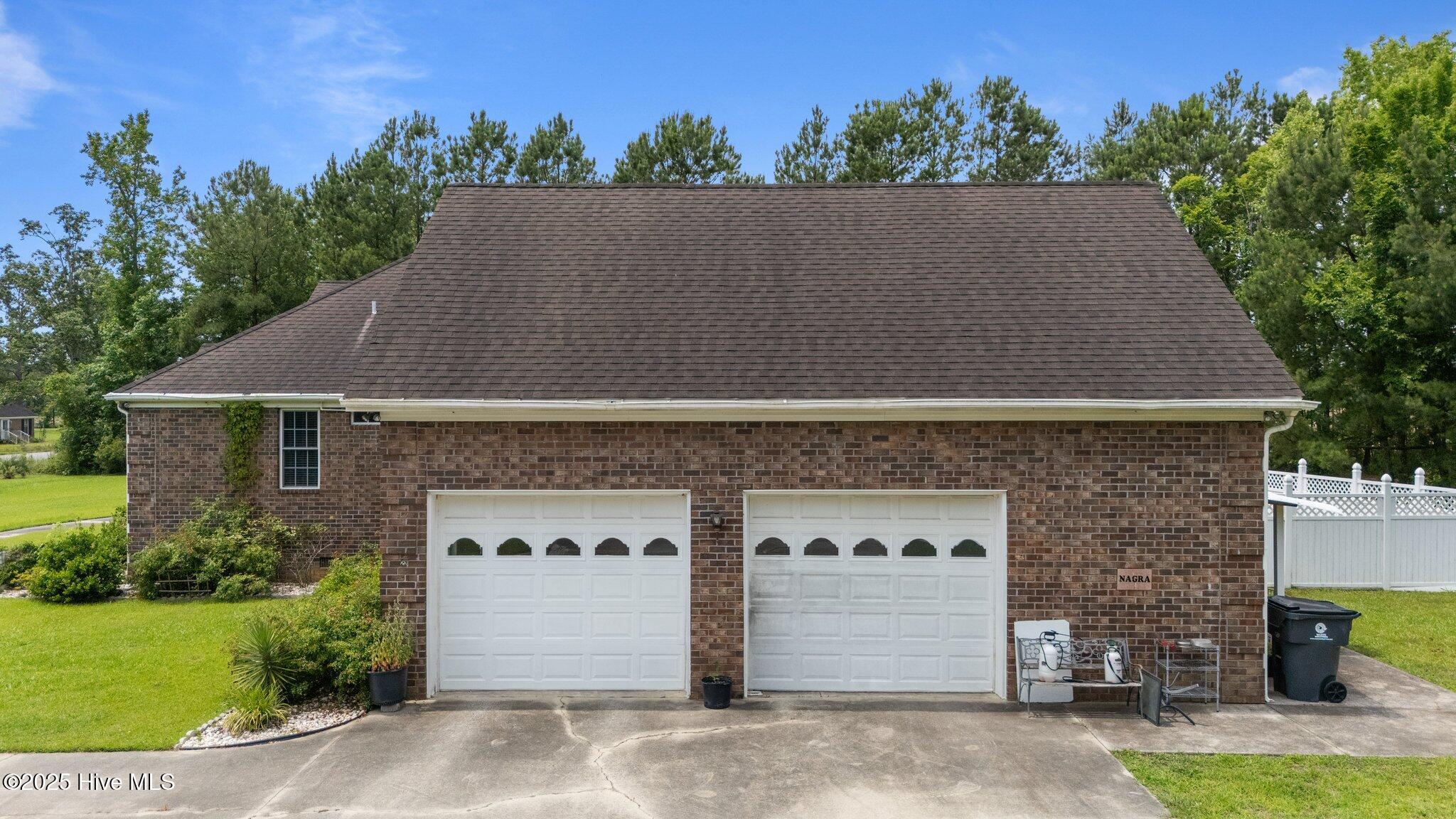 20470 Seven Creeks Highway Property Photo 50