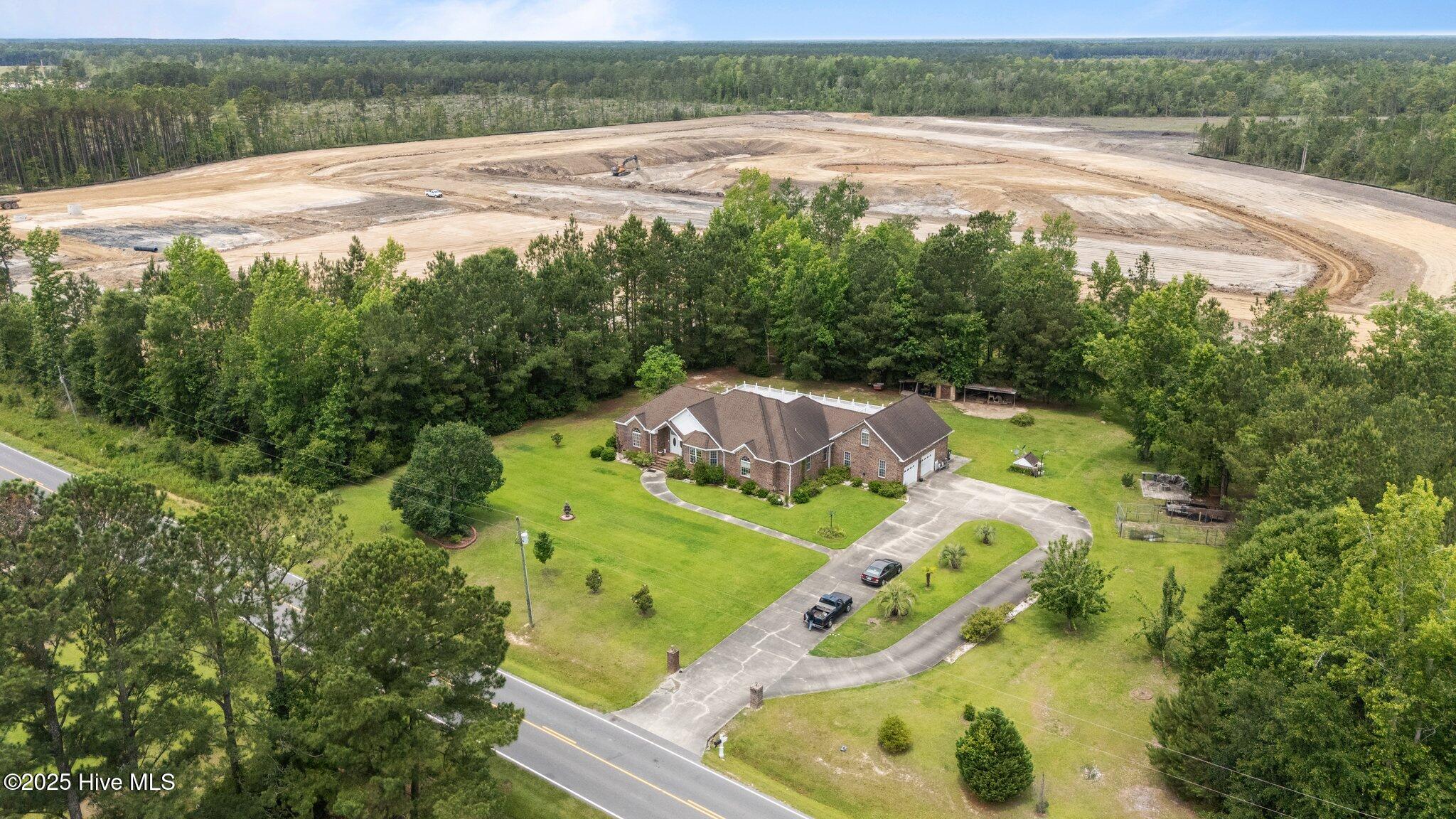 20470 Seven Creeks Highway Property Photo 59
